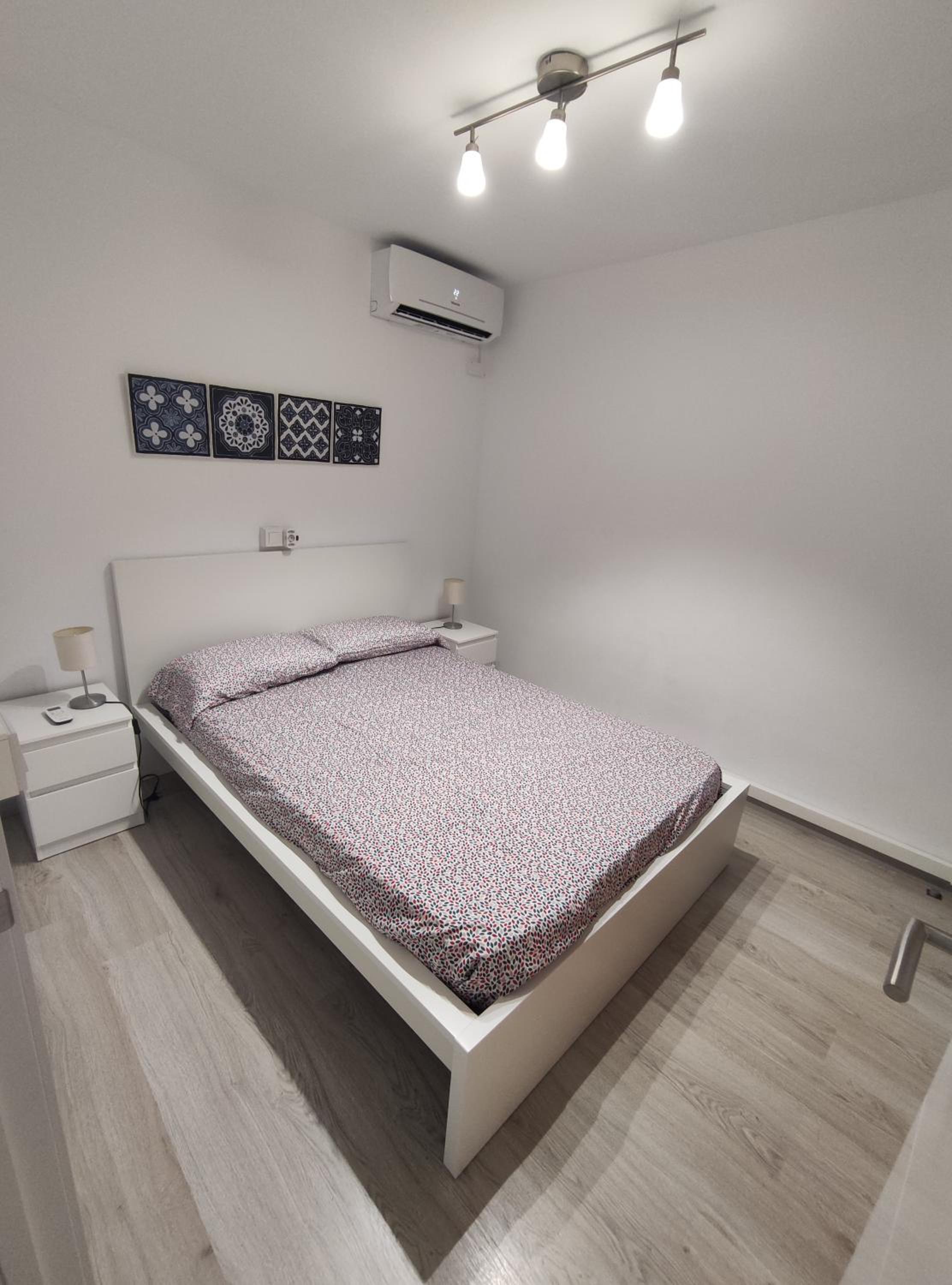 One-Bedroom Apartment - Photo 19