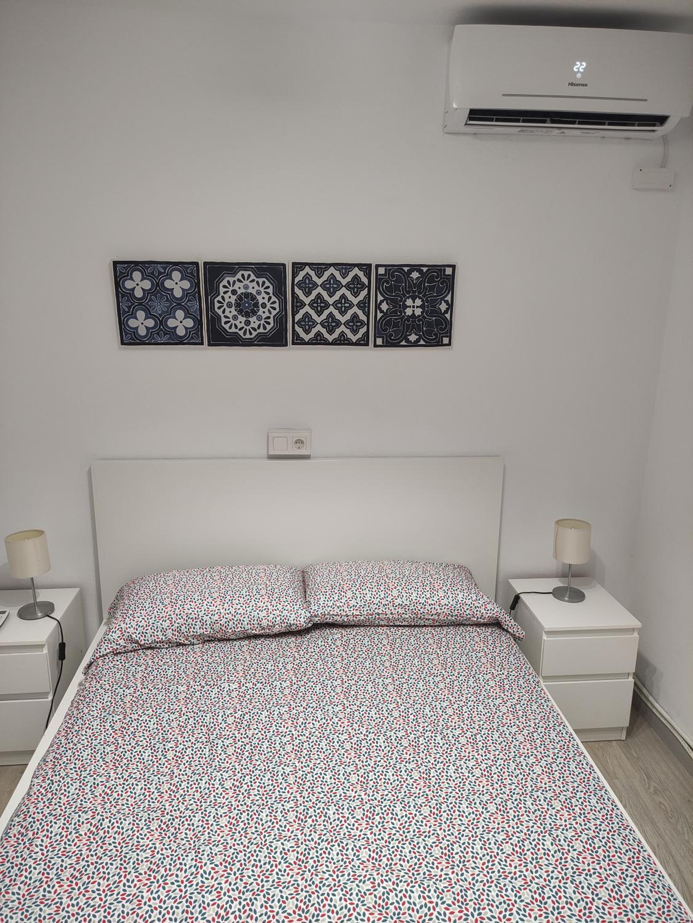 One-Bedroom Apartment - Photo 17