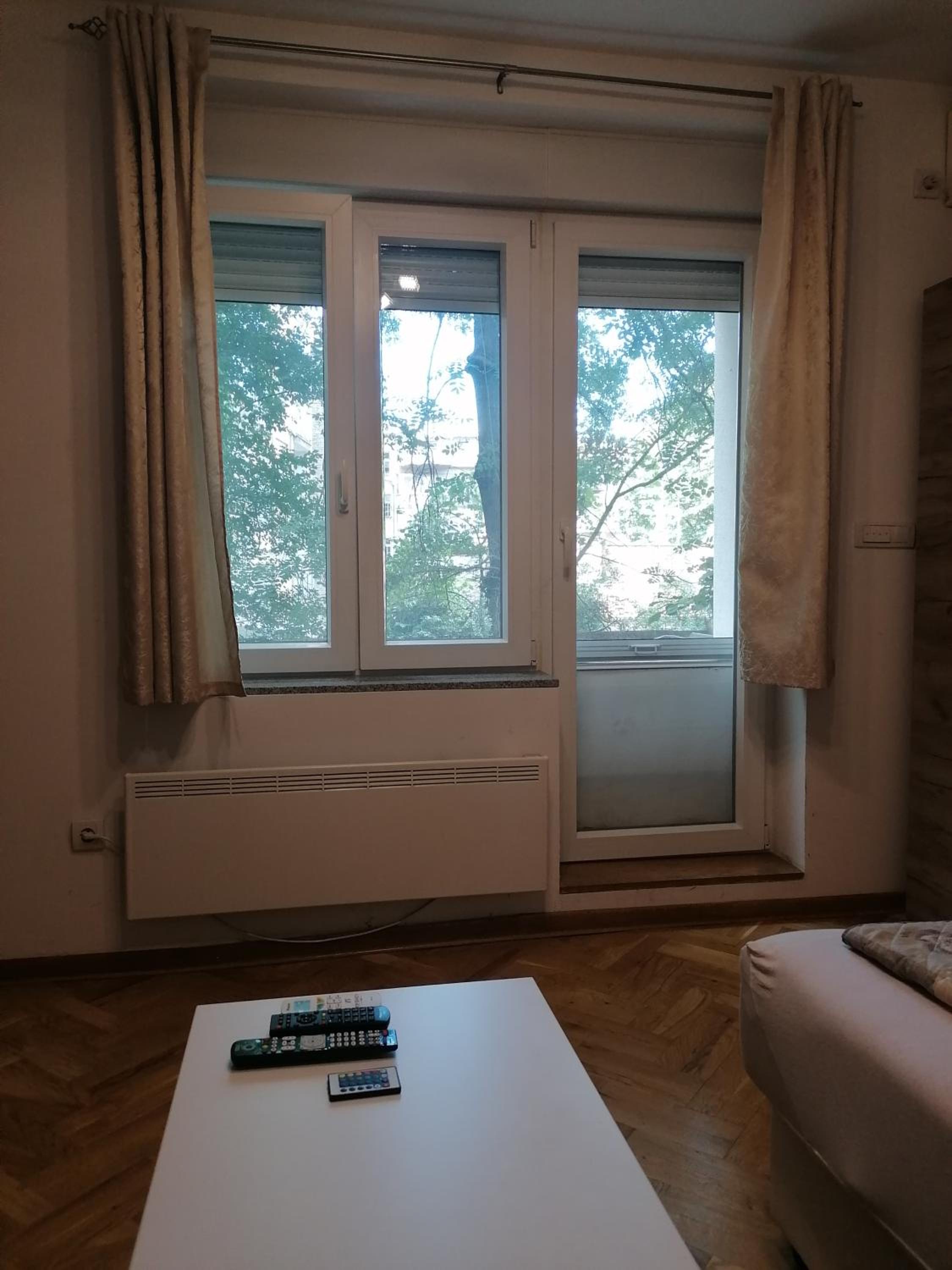 One-Bedroom Apartment photo 3