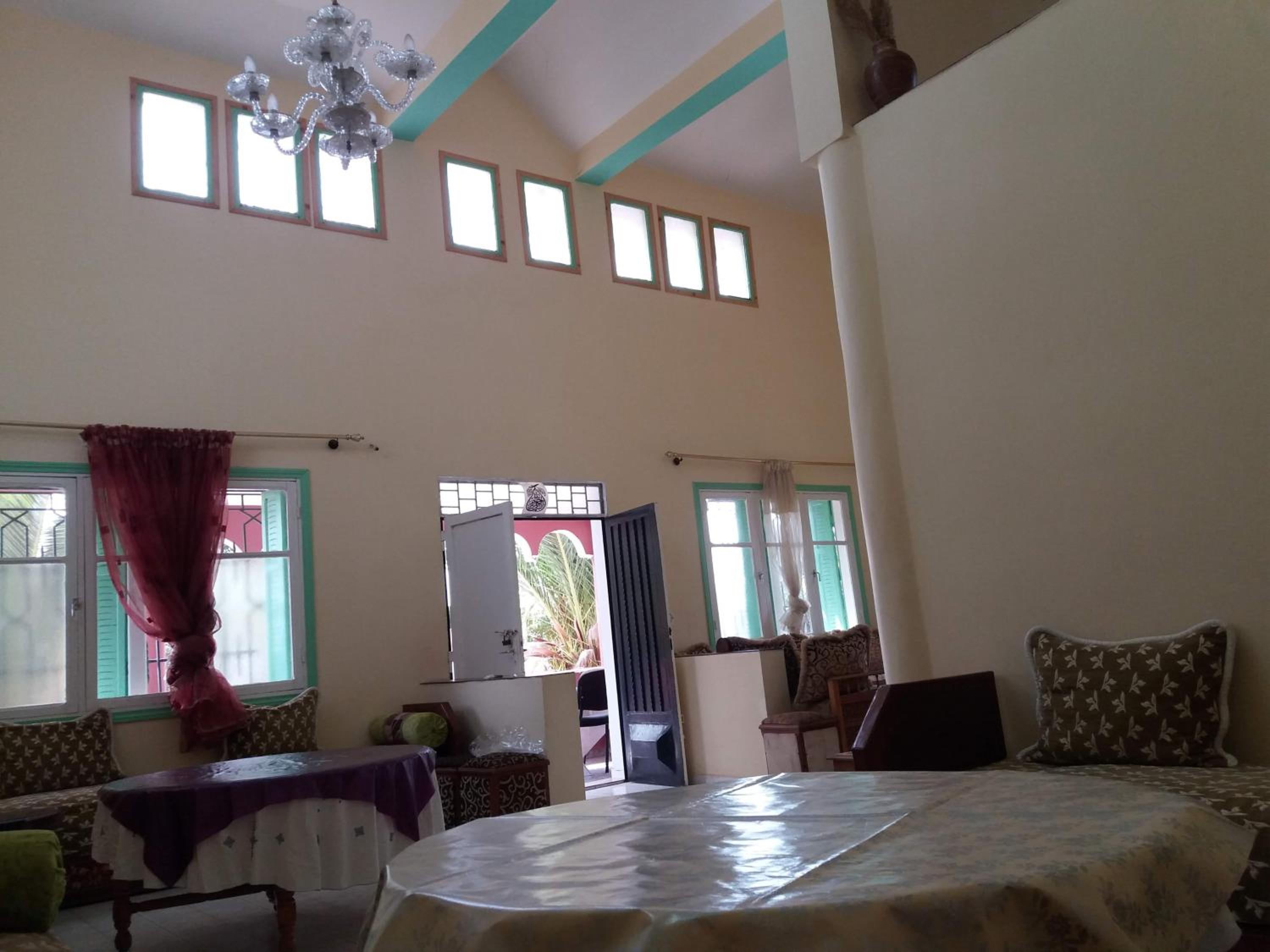 Villa - Photo 4