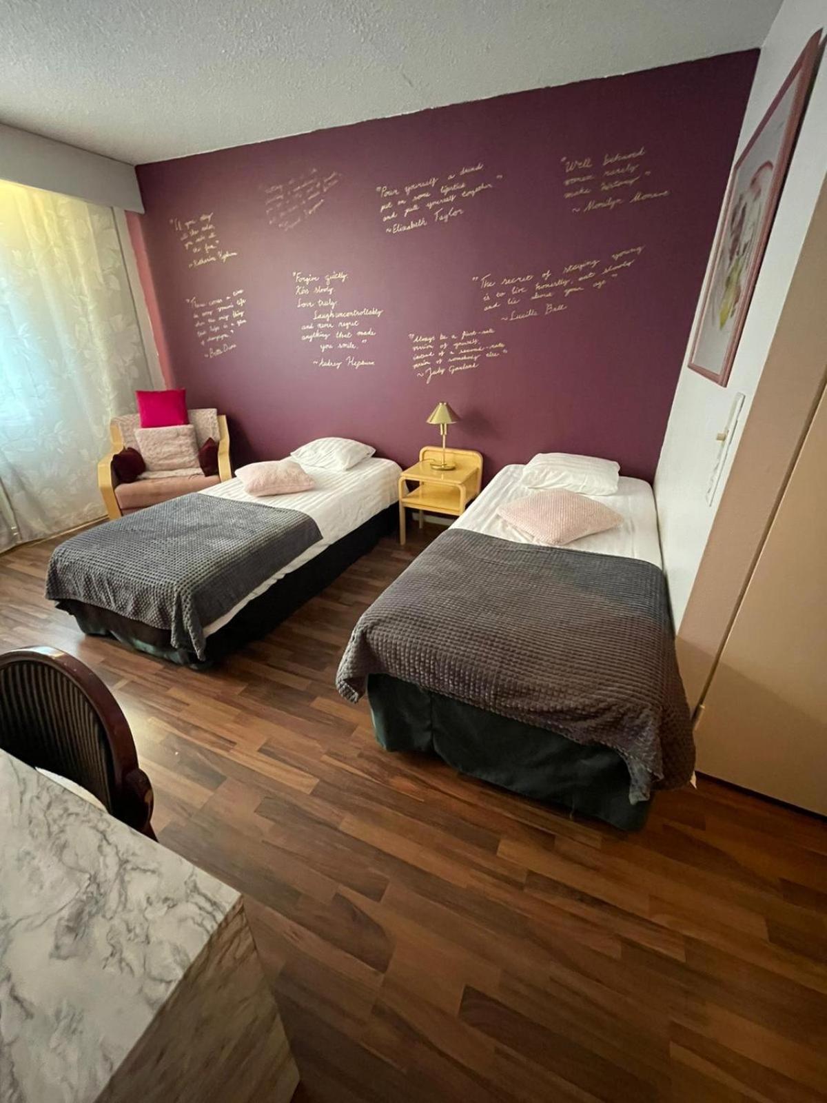 Economy Triple Room photo 1