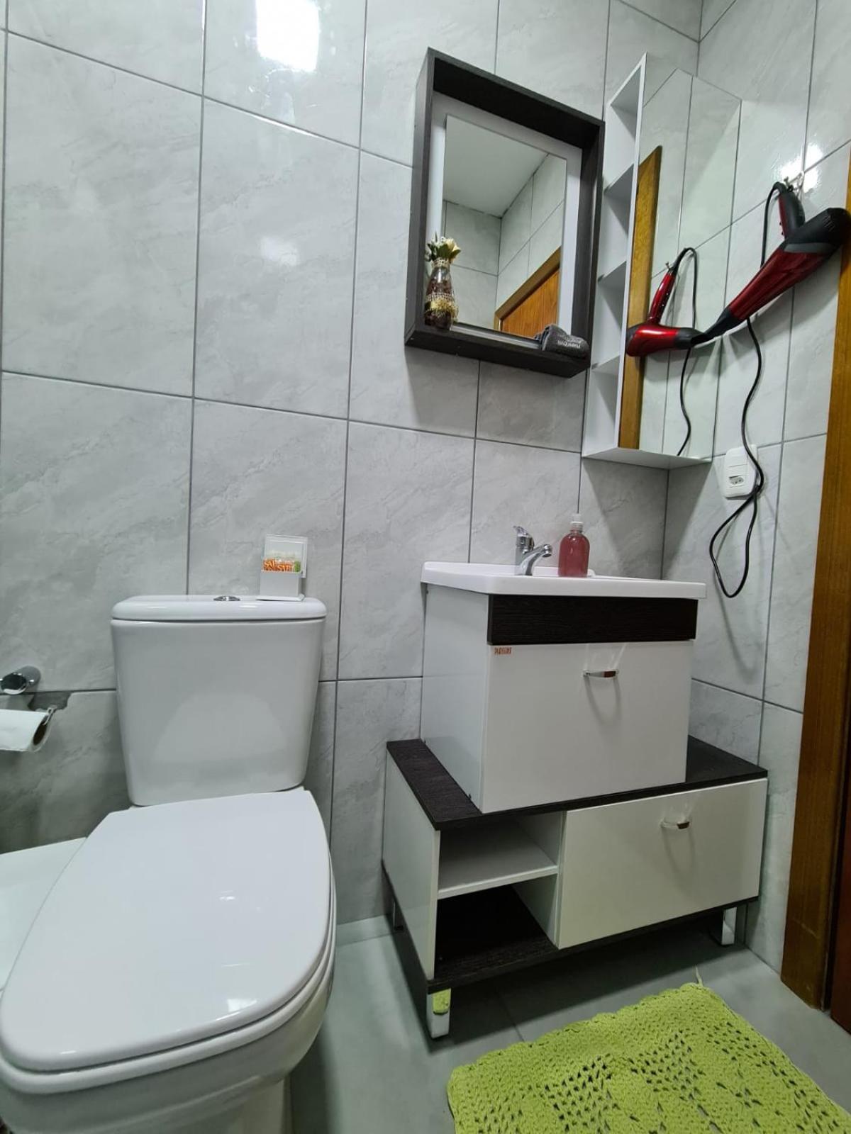 Suite with Private Bathroom photo 2