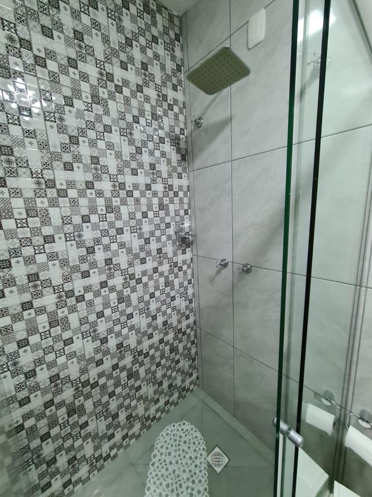 Quadruple Room with Private Bathroom photo 2