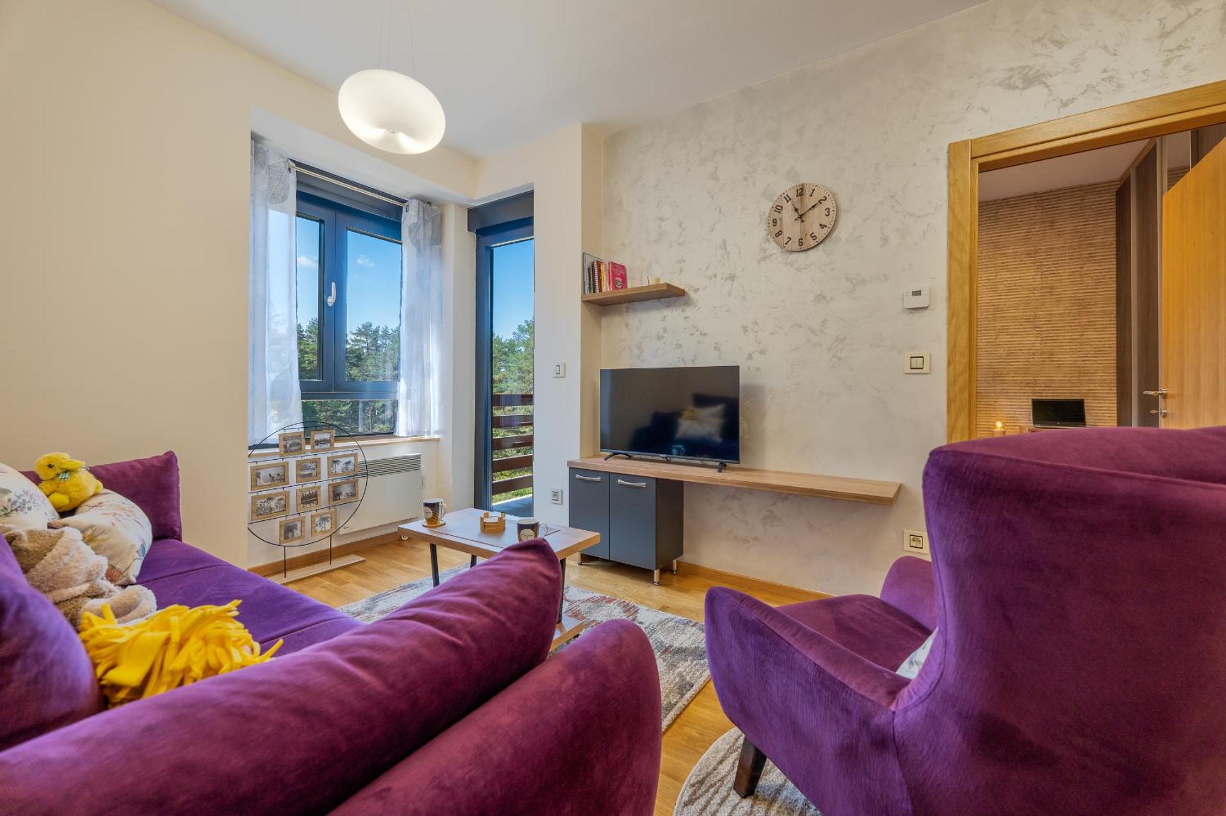 One-Bedroom Apartment