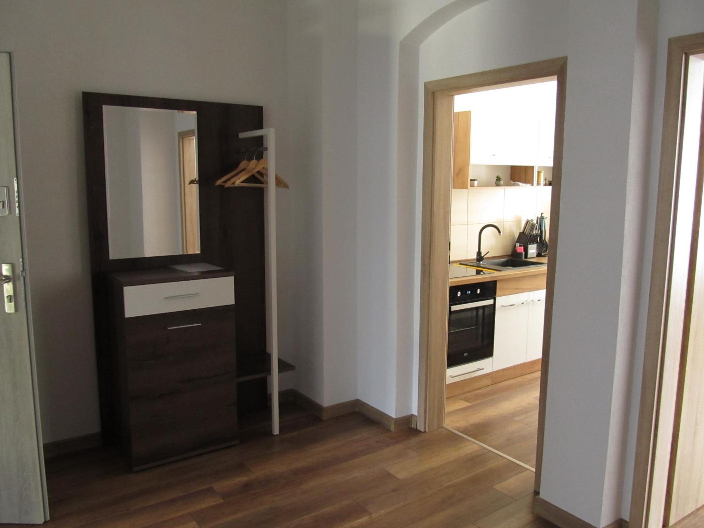 One-Bedroom Apartment - Photo 7