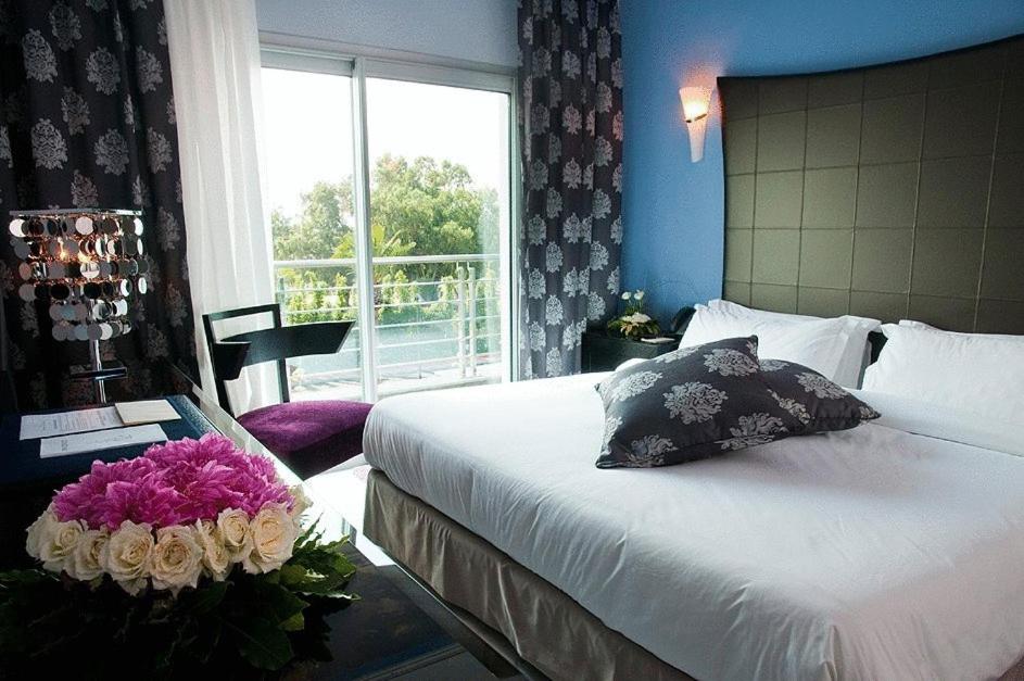 Club Double Room - Photo 2