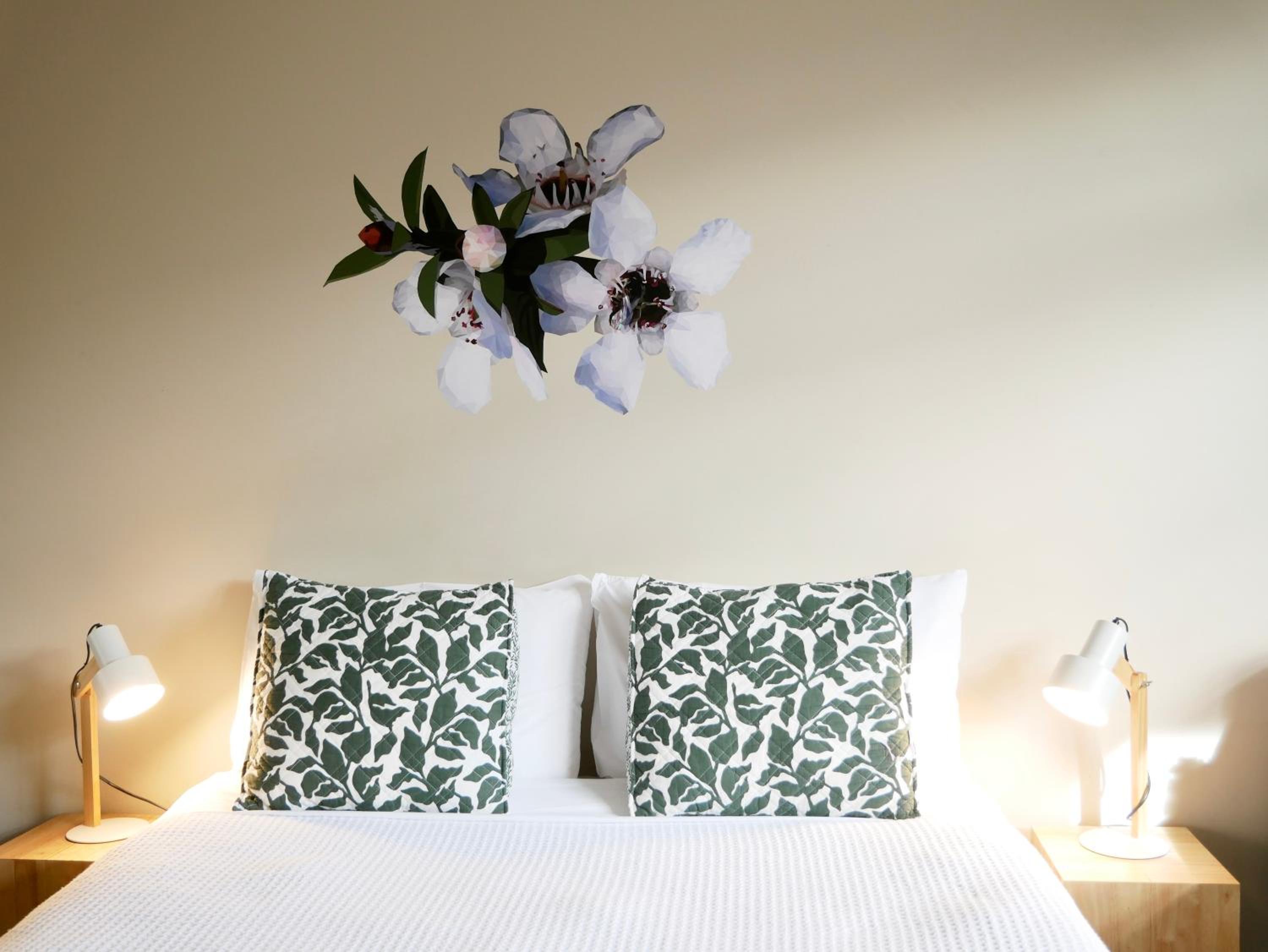 Family Suite with Courtyard - Photo 13
