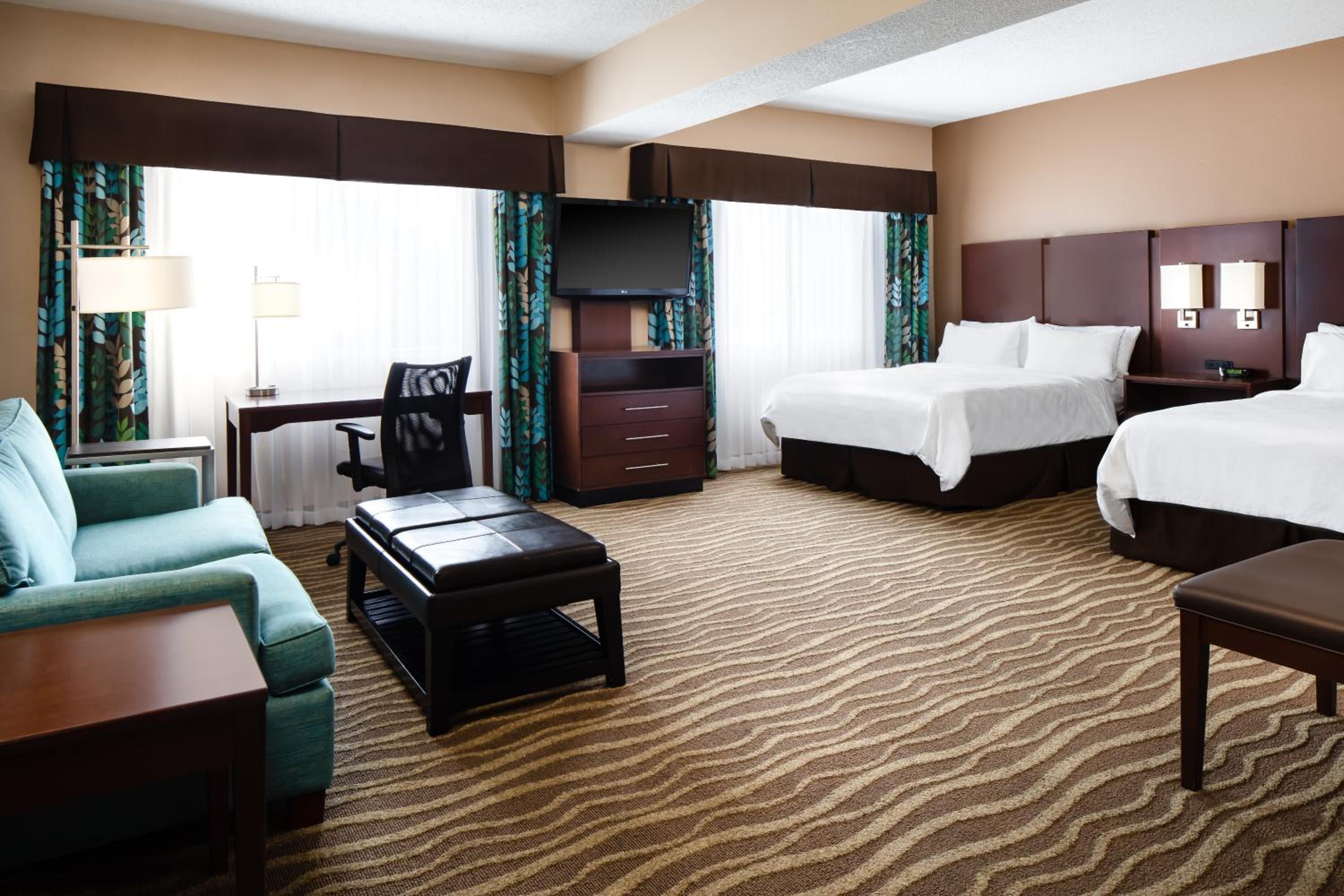Queen Suite with Two Queen Beds - Photo 1