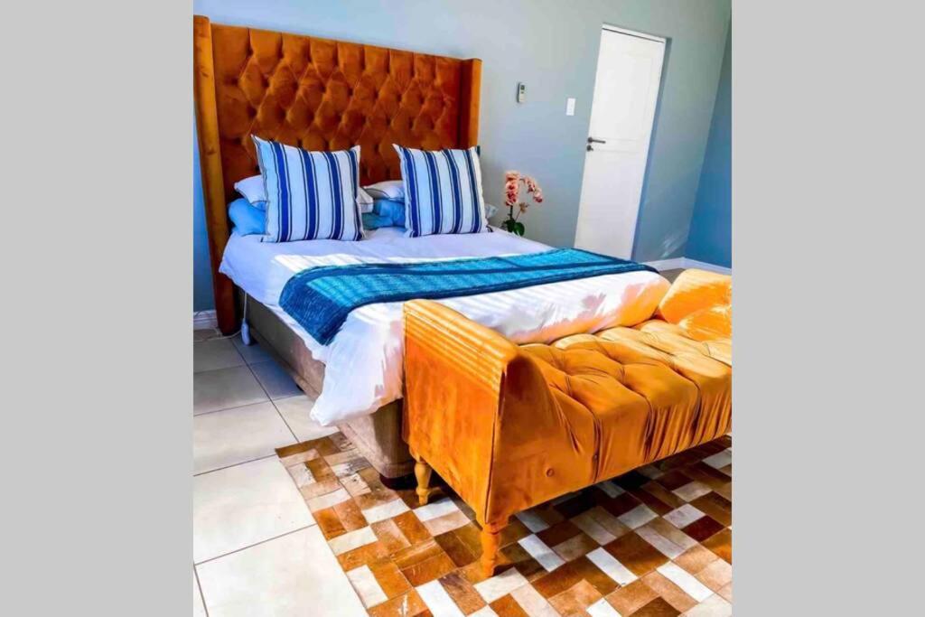 Two-Bedroom Apartment - Photo 15
