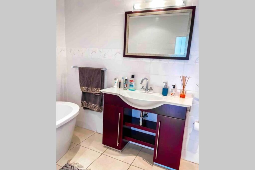 Two-Bedroom Apartment - Photo 31