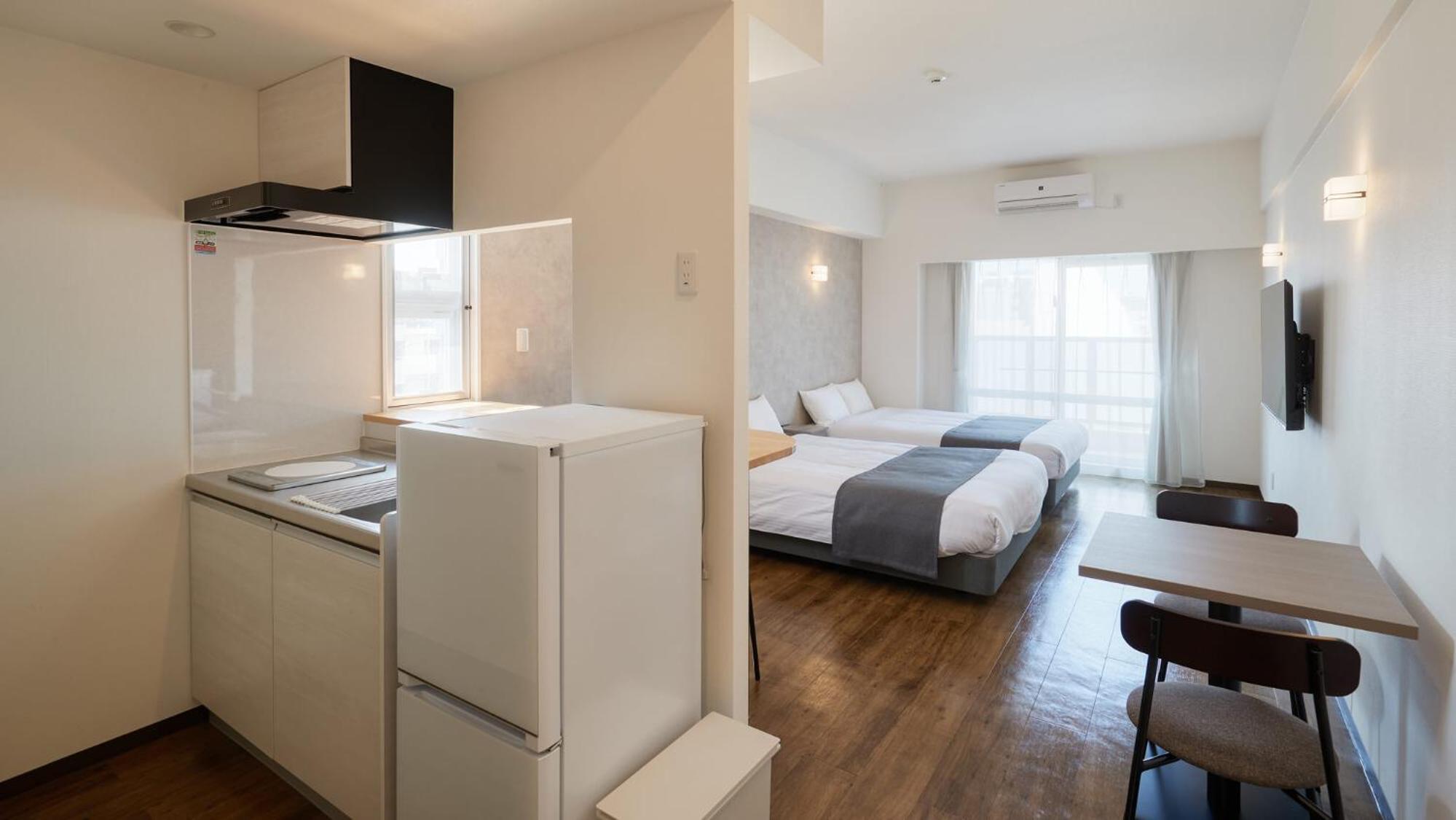 Twin Room - Photo 12