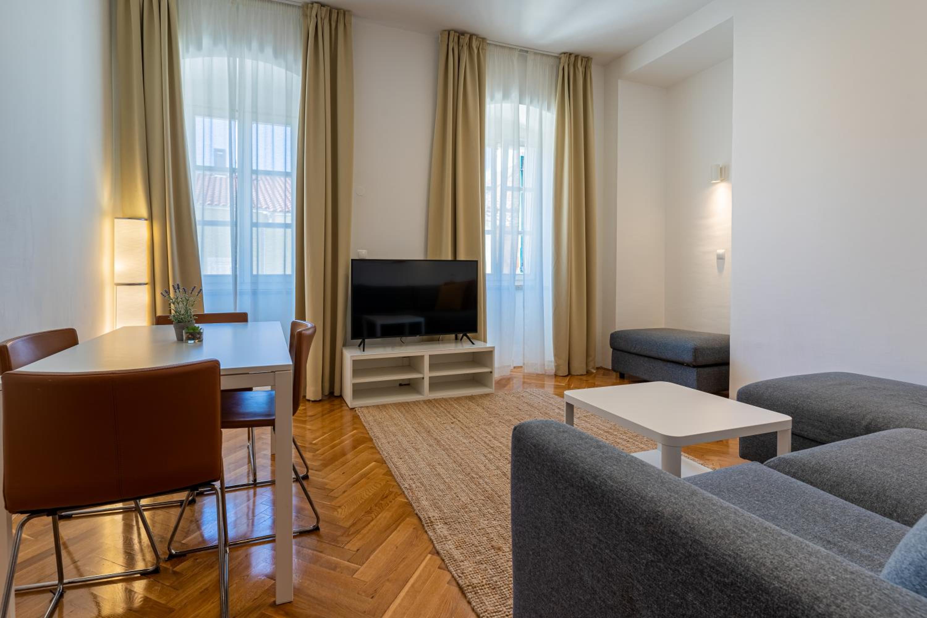 Apartment 2+2