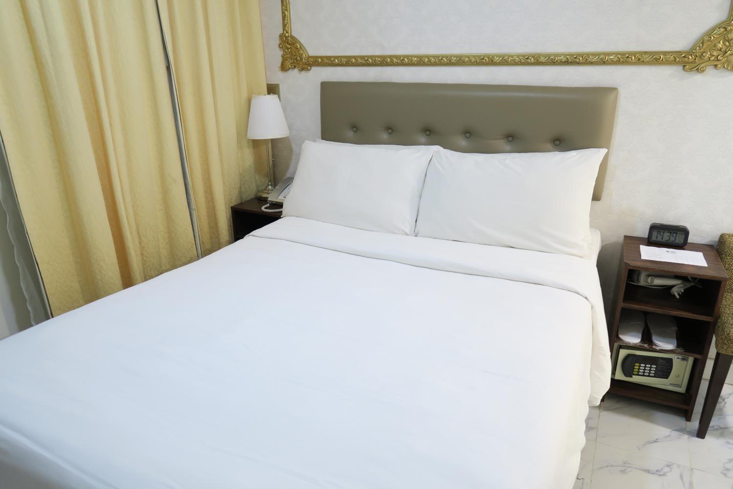 Lovers Room (with Free Sparkling Wine) photo 1