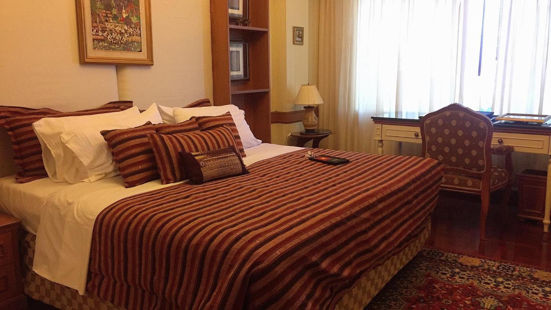 Deluxe Suite photo 3