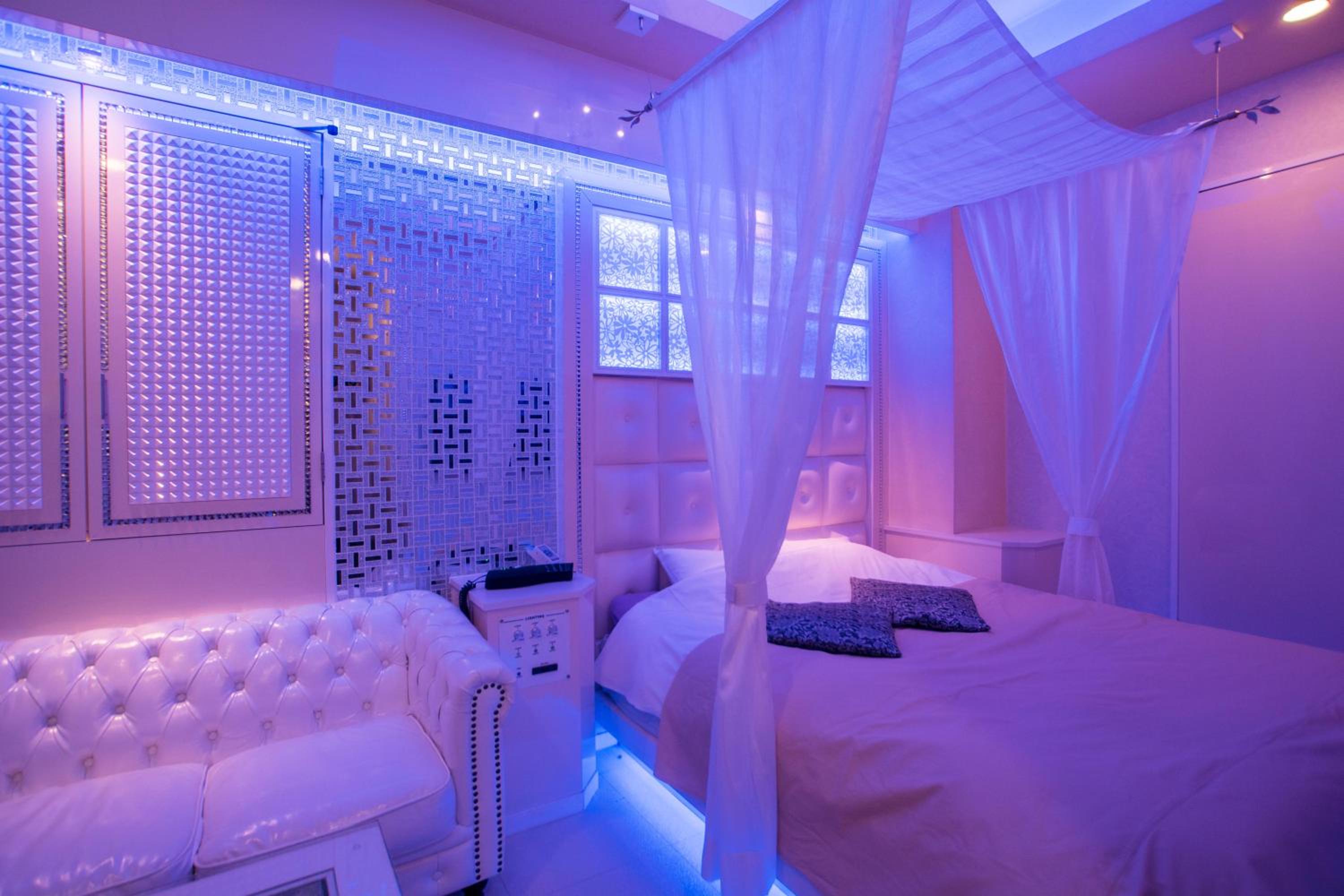 Double Room with Check-in after 18:00