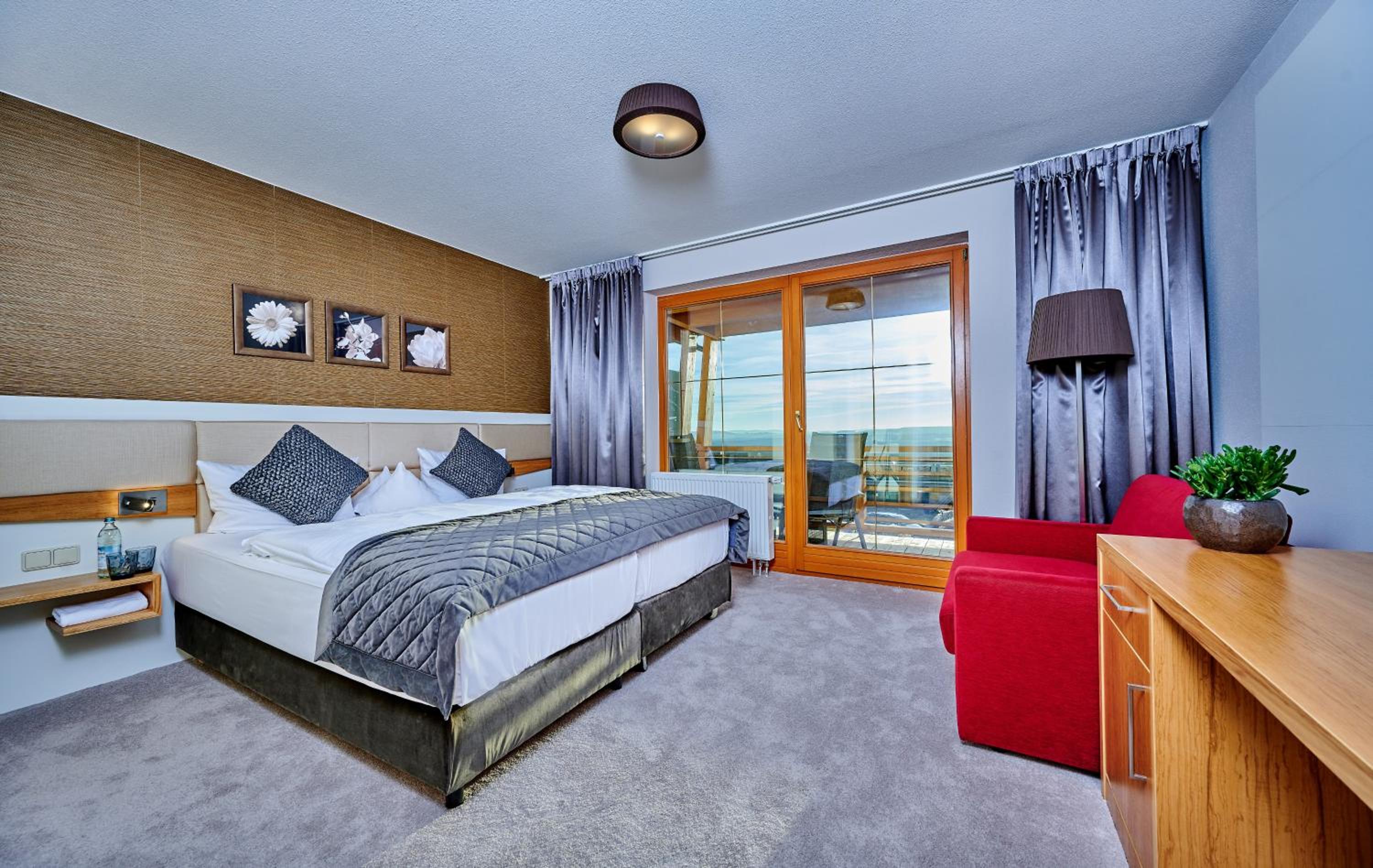 Standard Double Room - Photo 1