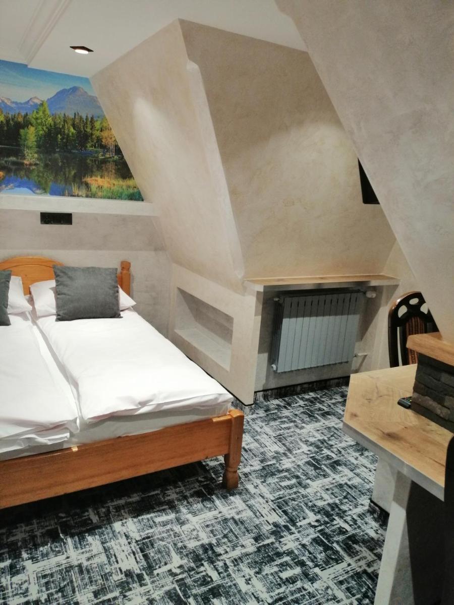 Standard Double Room - Photo 2