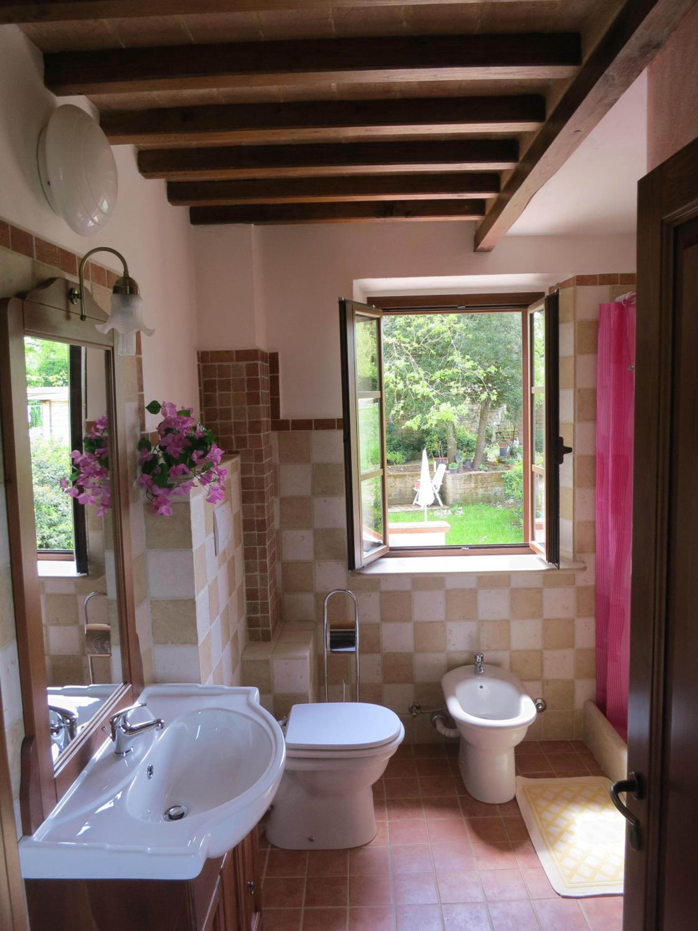 Double Room with Balcony - Photo 39