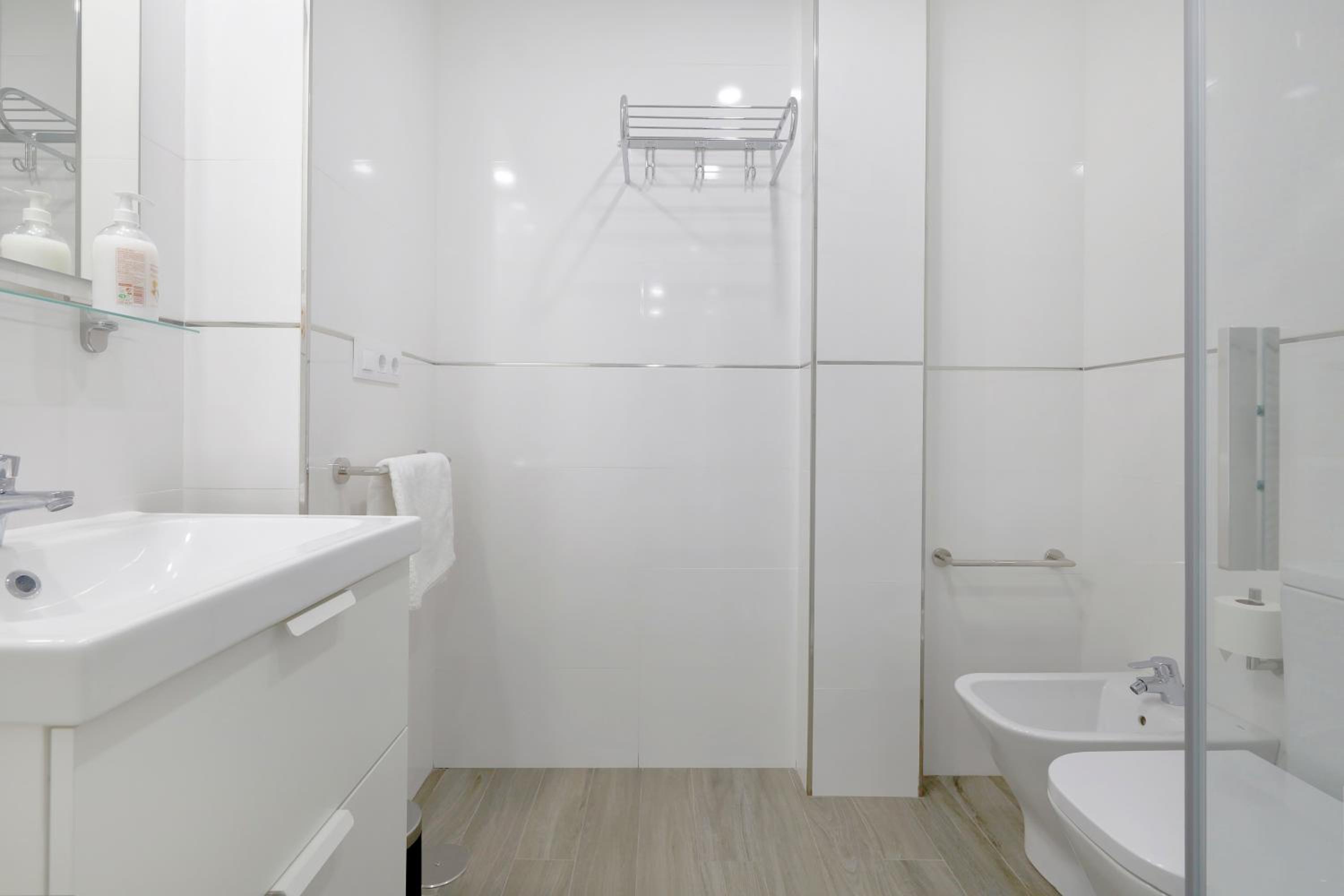 Apartment - Photo 24
