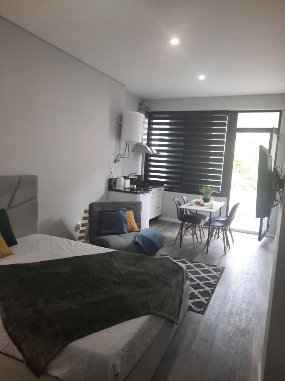 Deluxe Double Room with Extra Bed - Photo 3