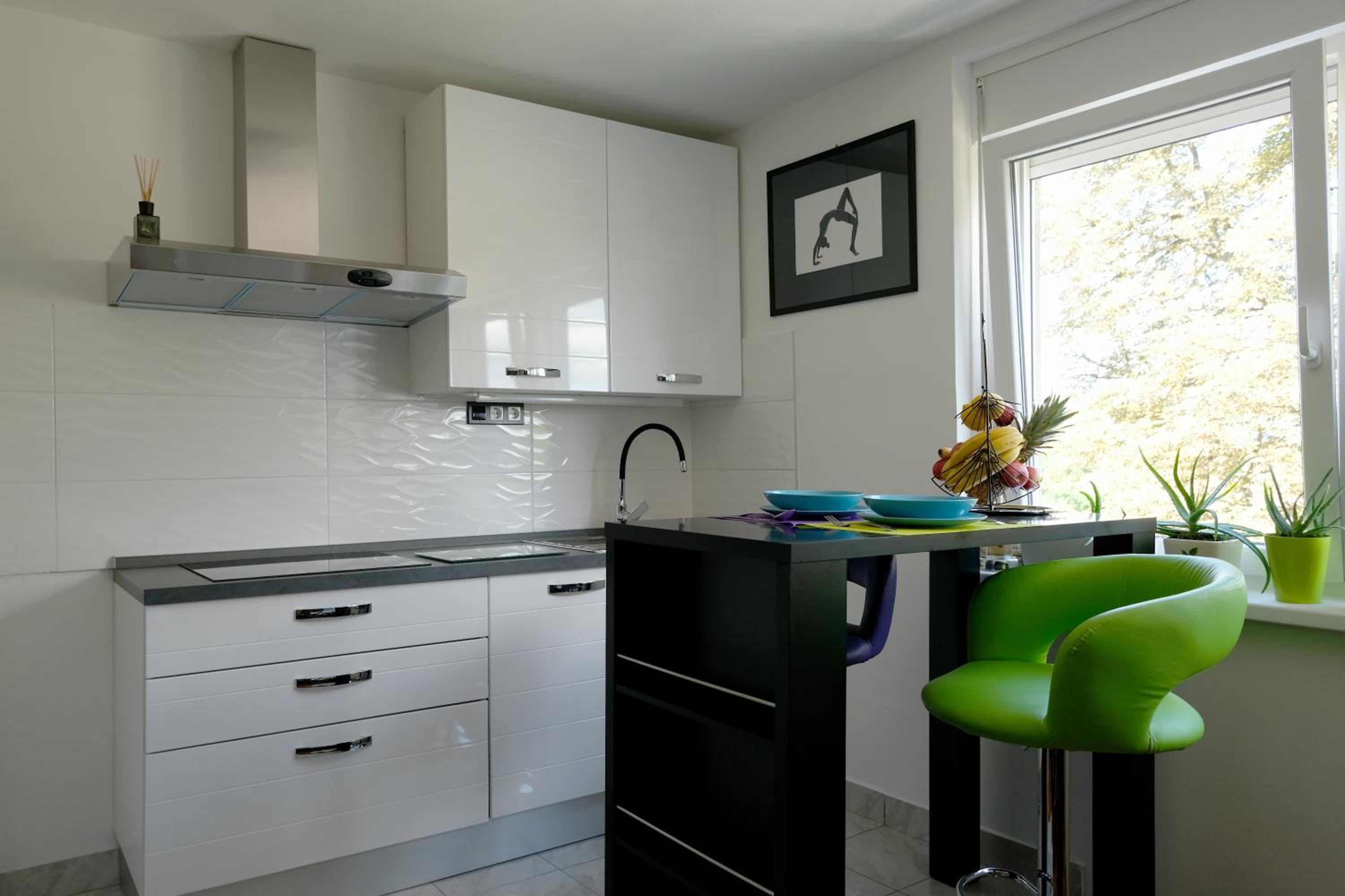 One-Bedroom Apartment - Photo 21