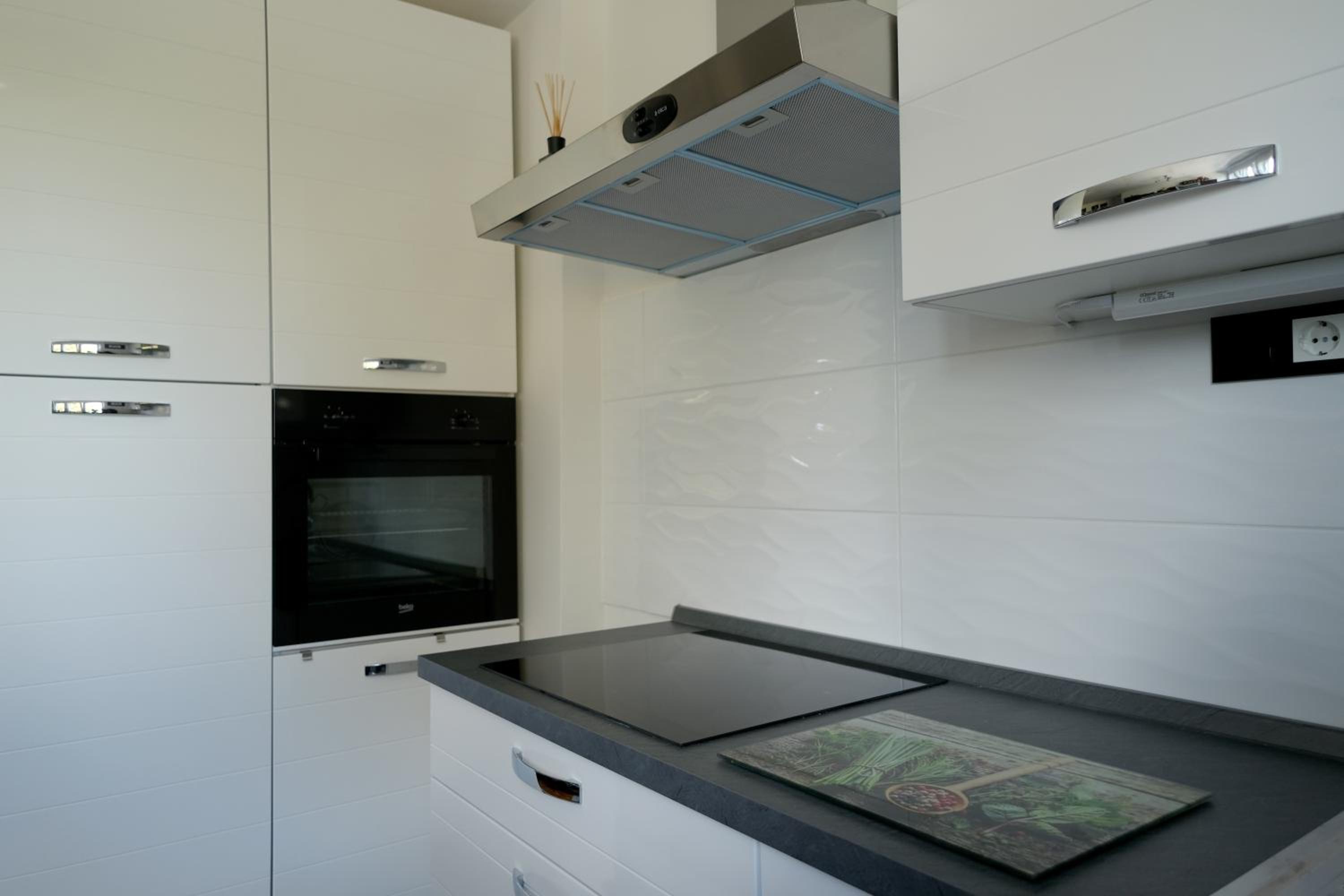 One-Bedroom Apartment - Photo 16