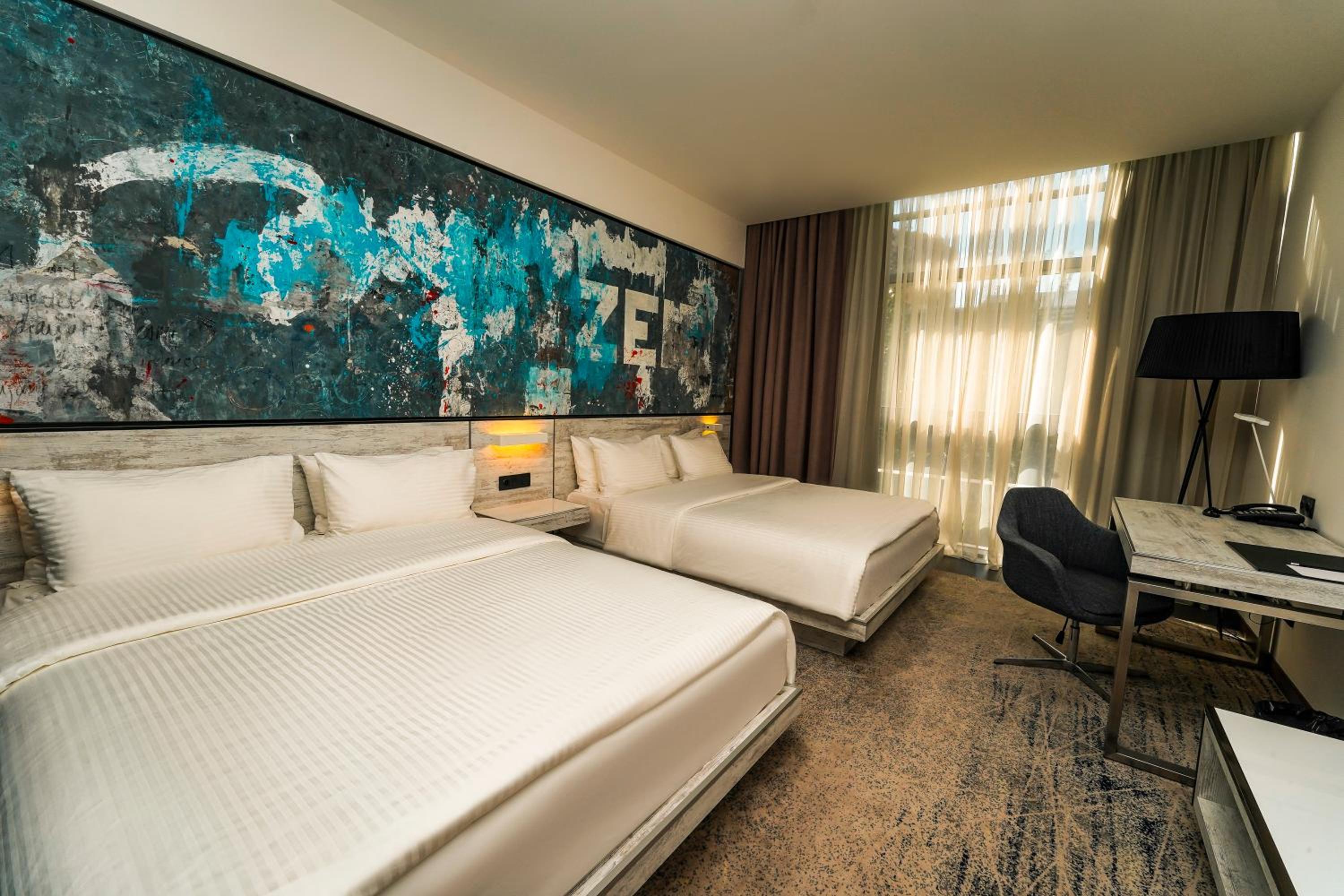 Superior Queen Room with Two Queen Beds photo 1