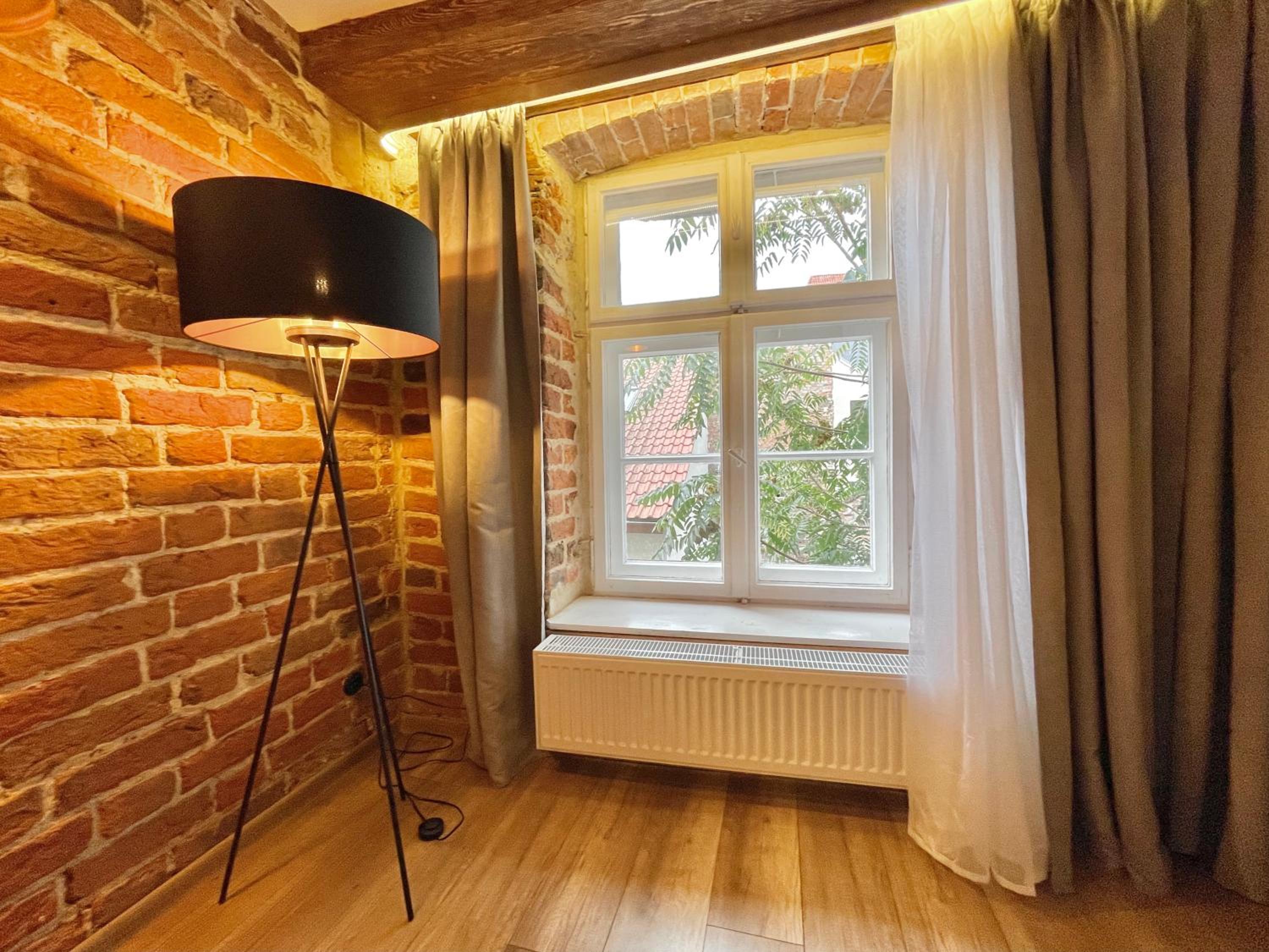 Studio Apartment - Photo 29