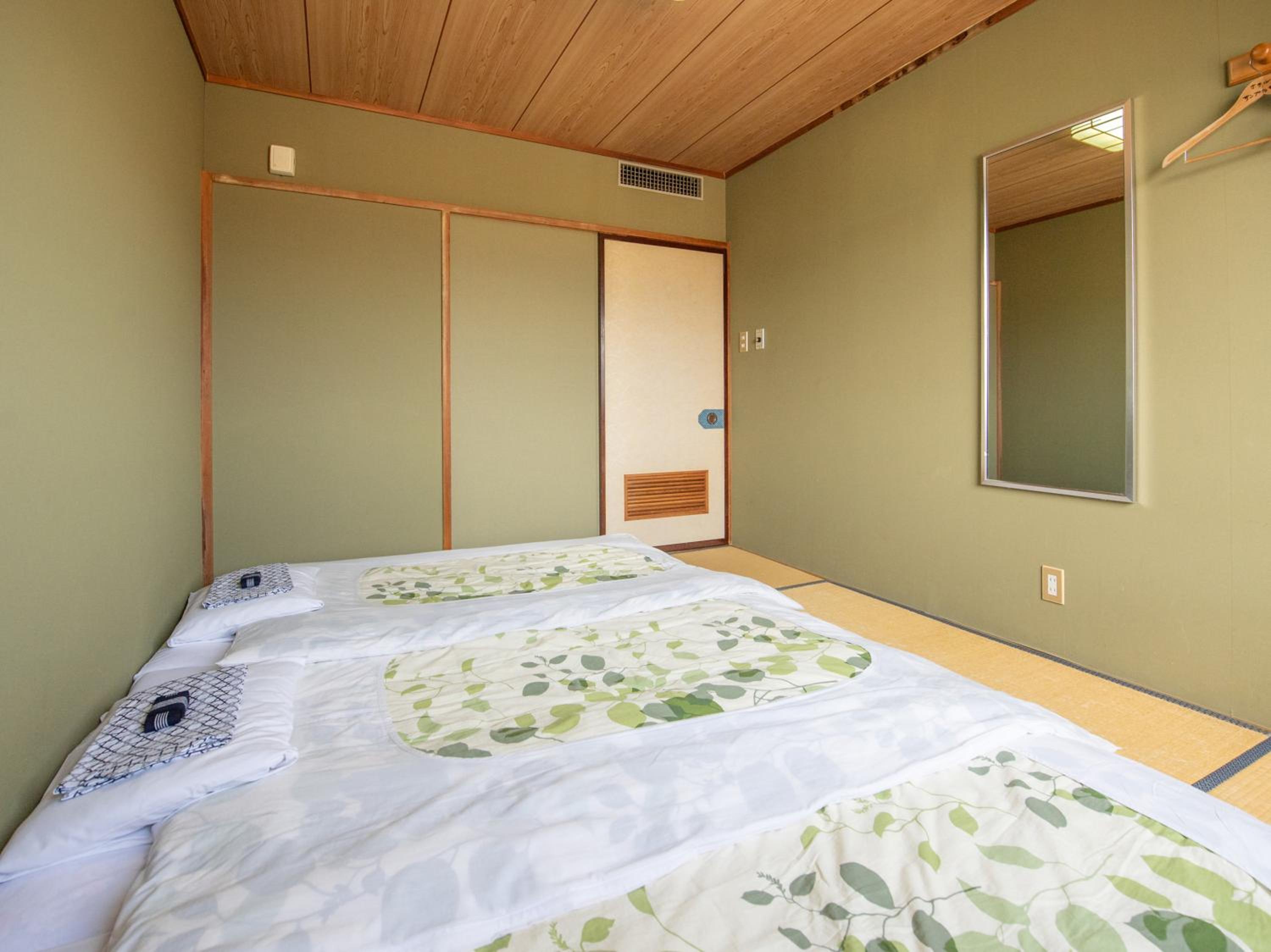 Triple Room With Bathroom photo 2