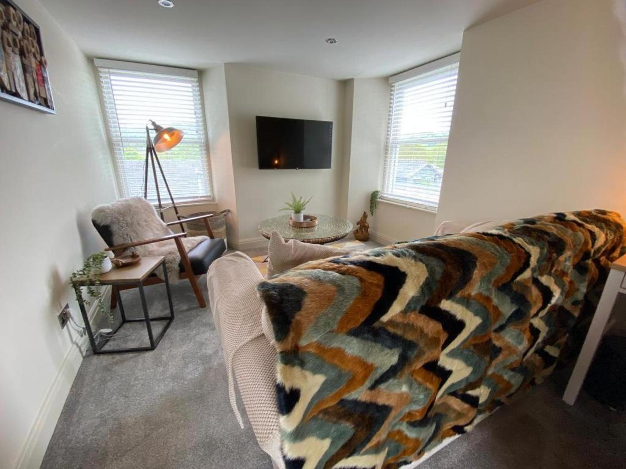 Deluxe Suite - Photo 7