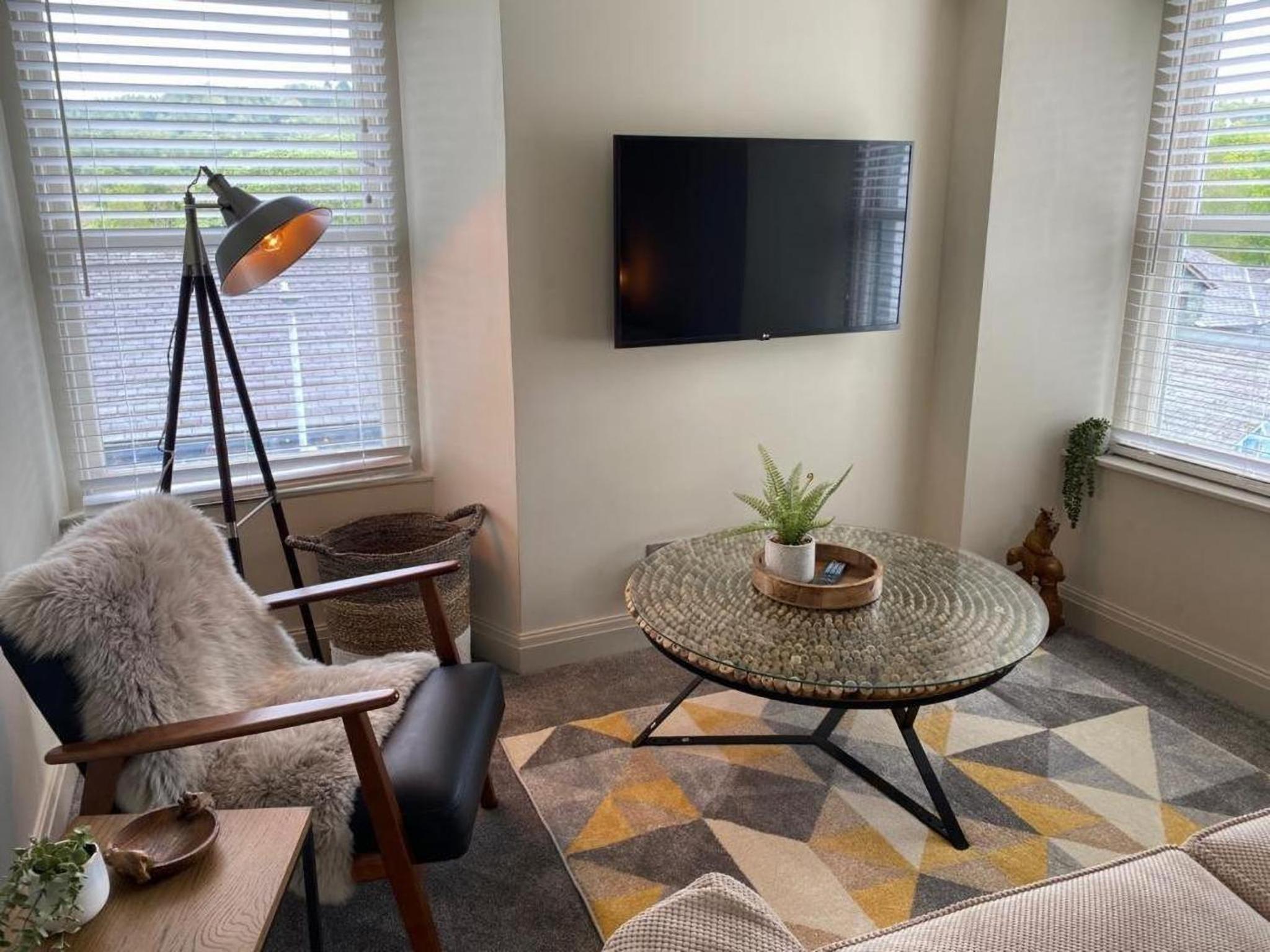 Deluxe Suite - Photo 11