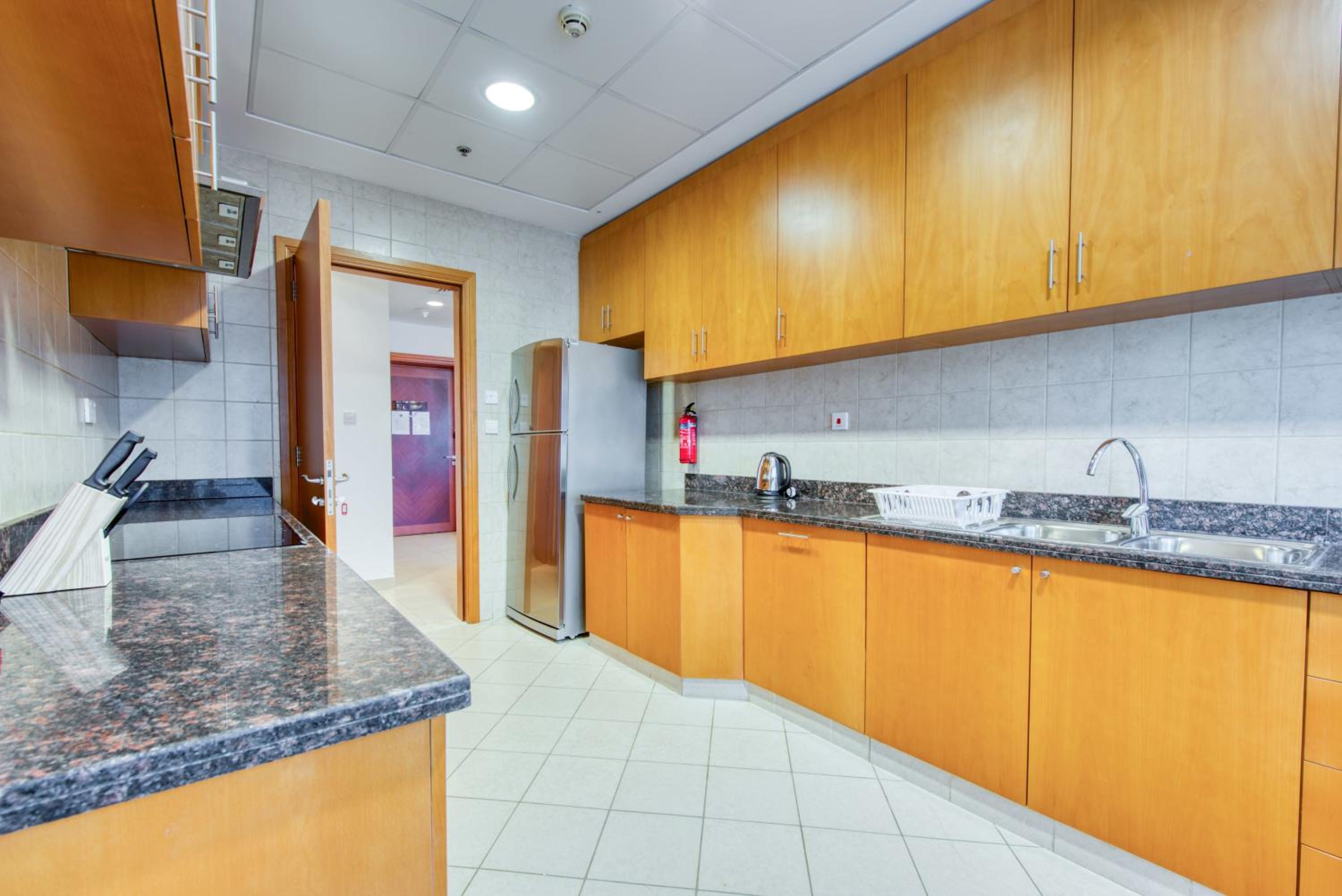 Apartment with Balcony photo 2