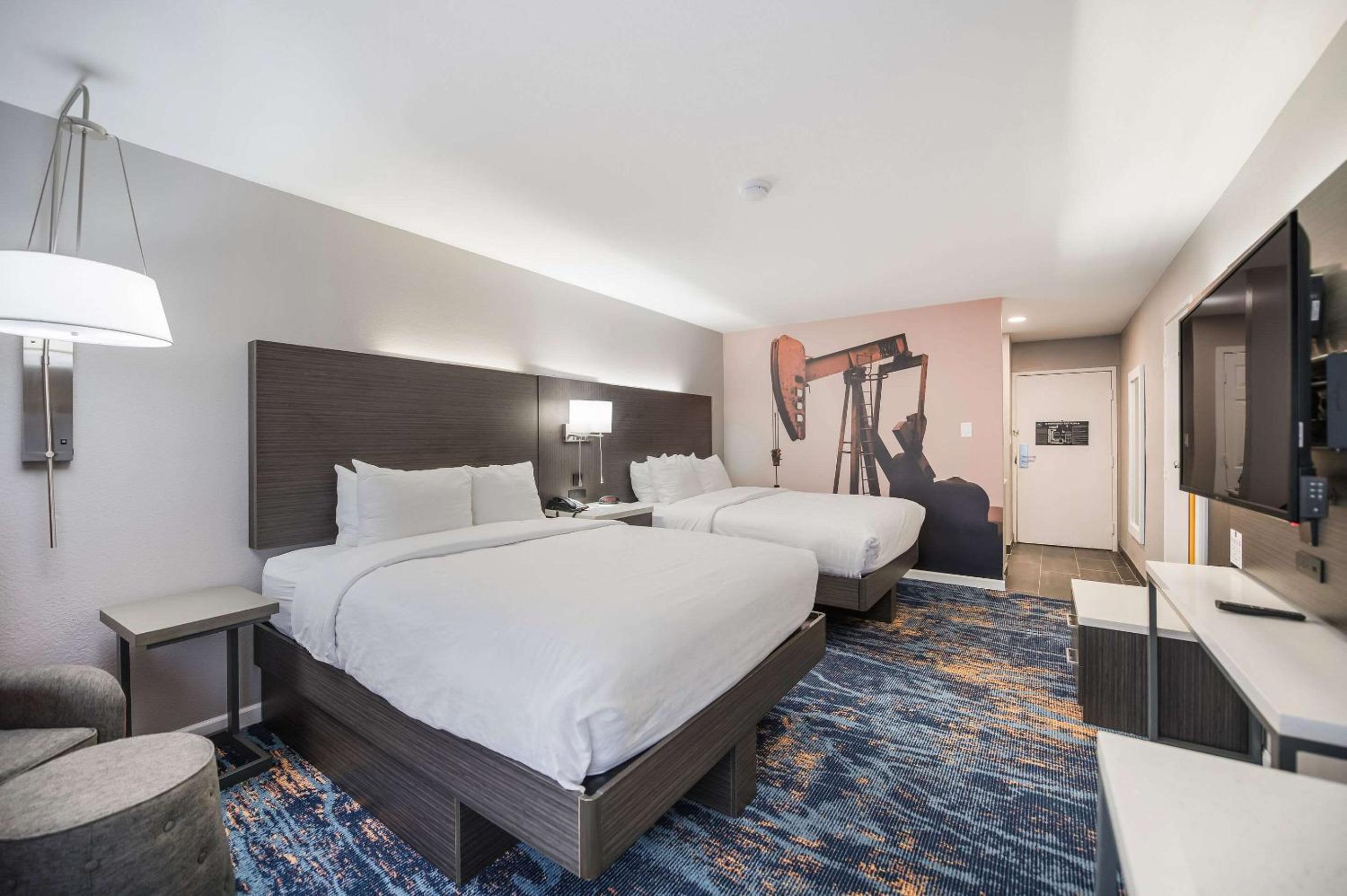 Double Room with Two Double Beds - Non-Smoking - Photo 2