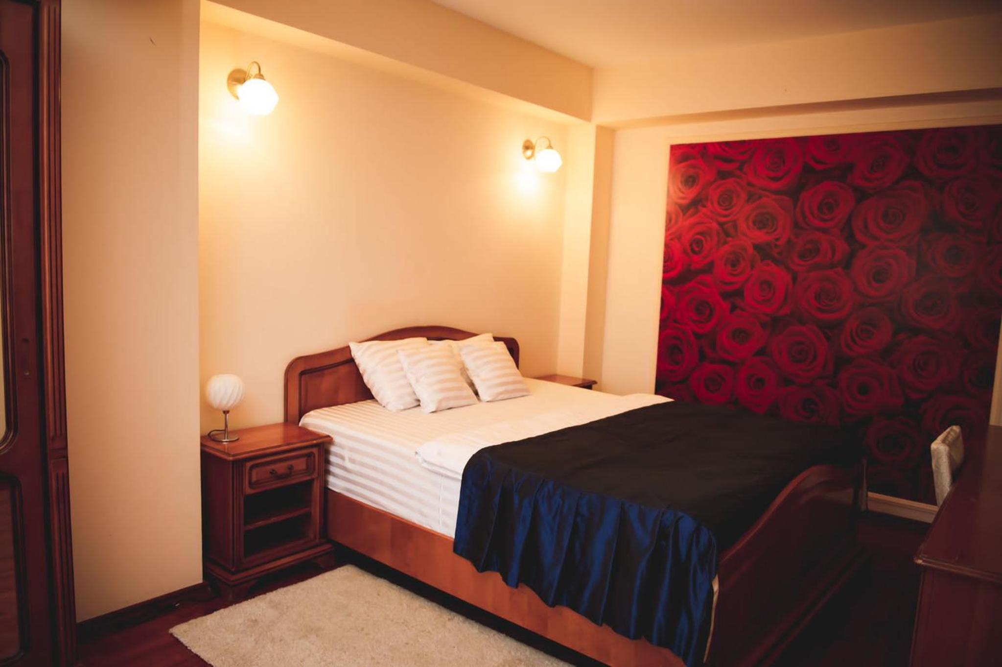 Double Room - Photo 6