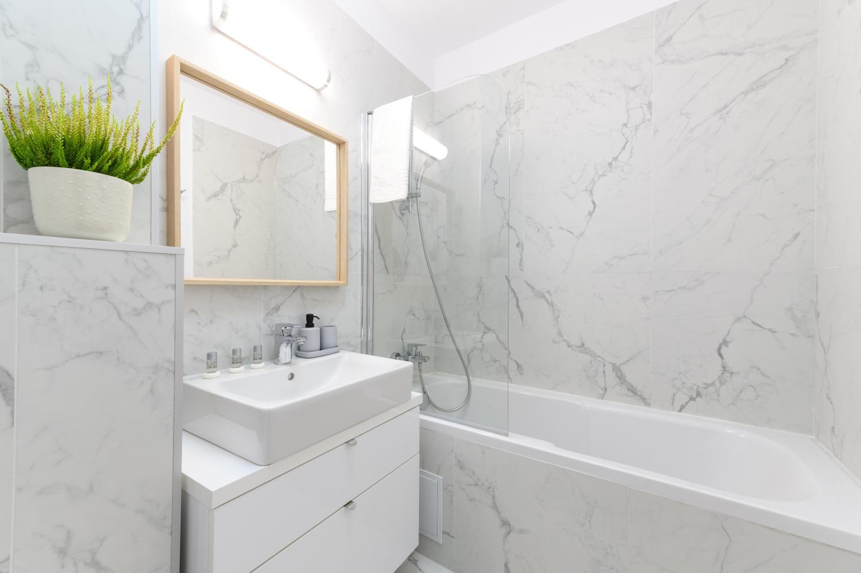 Deluxe Apartment - Photo 9
