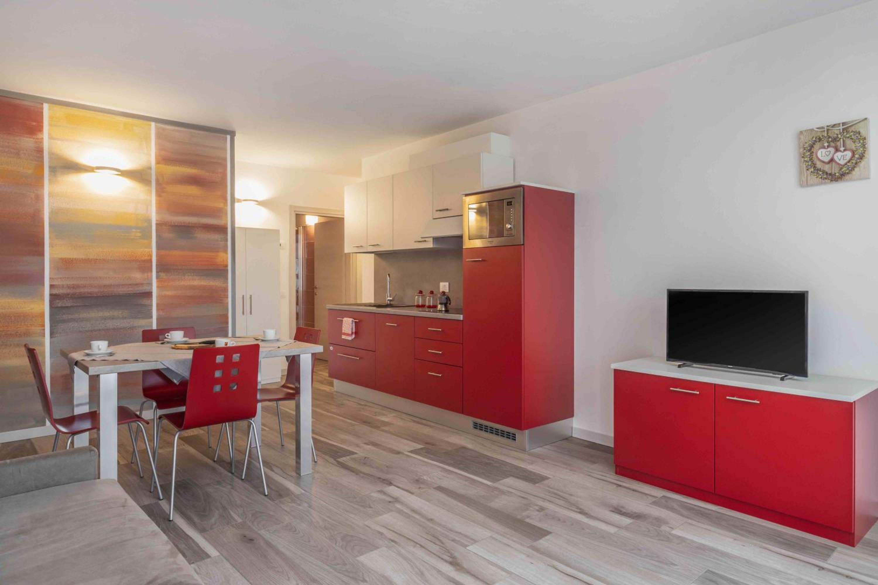 Apartment - Split Level - Photo 6