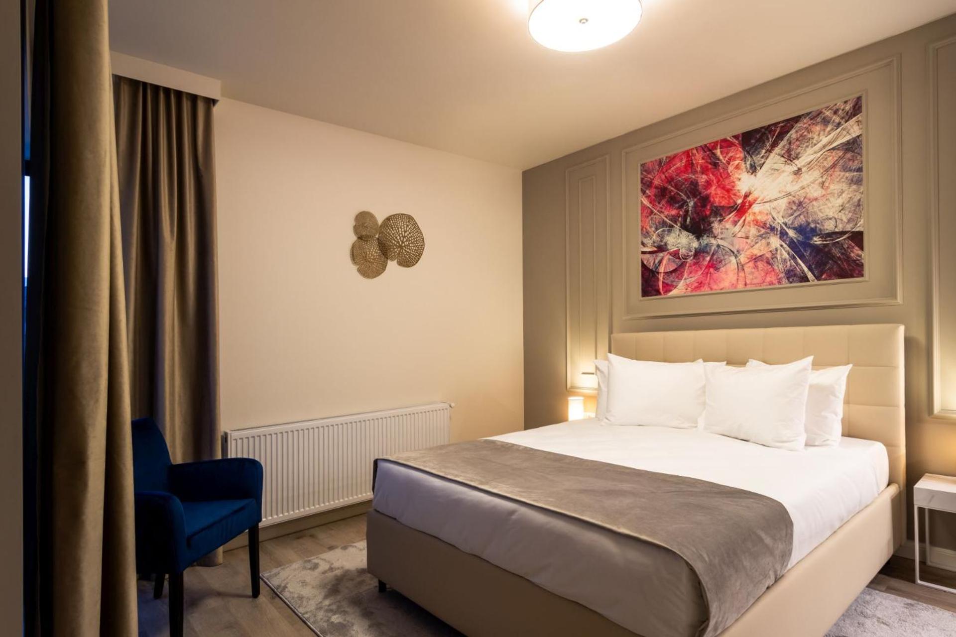 Executive Apartment - Photo 8