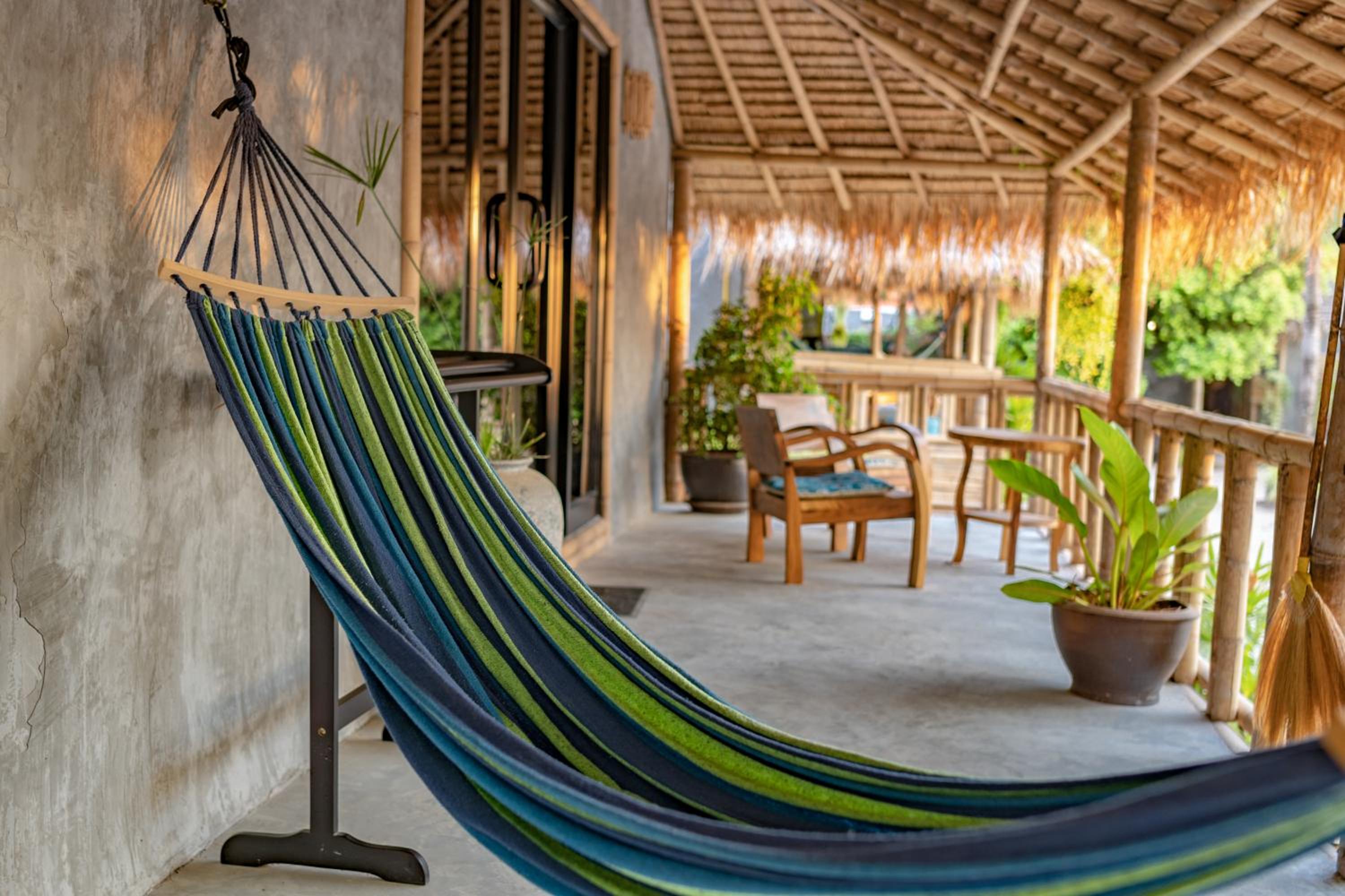 Bungalow - Beach Front - Photo 2