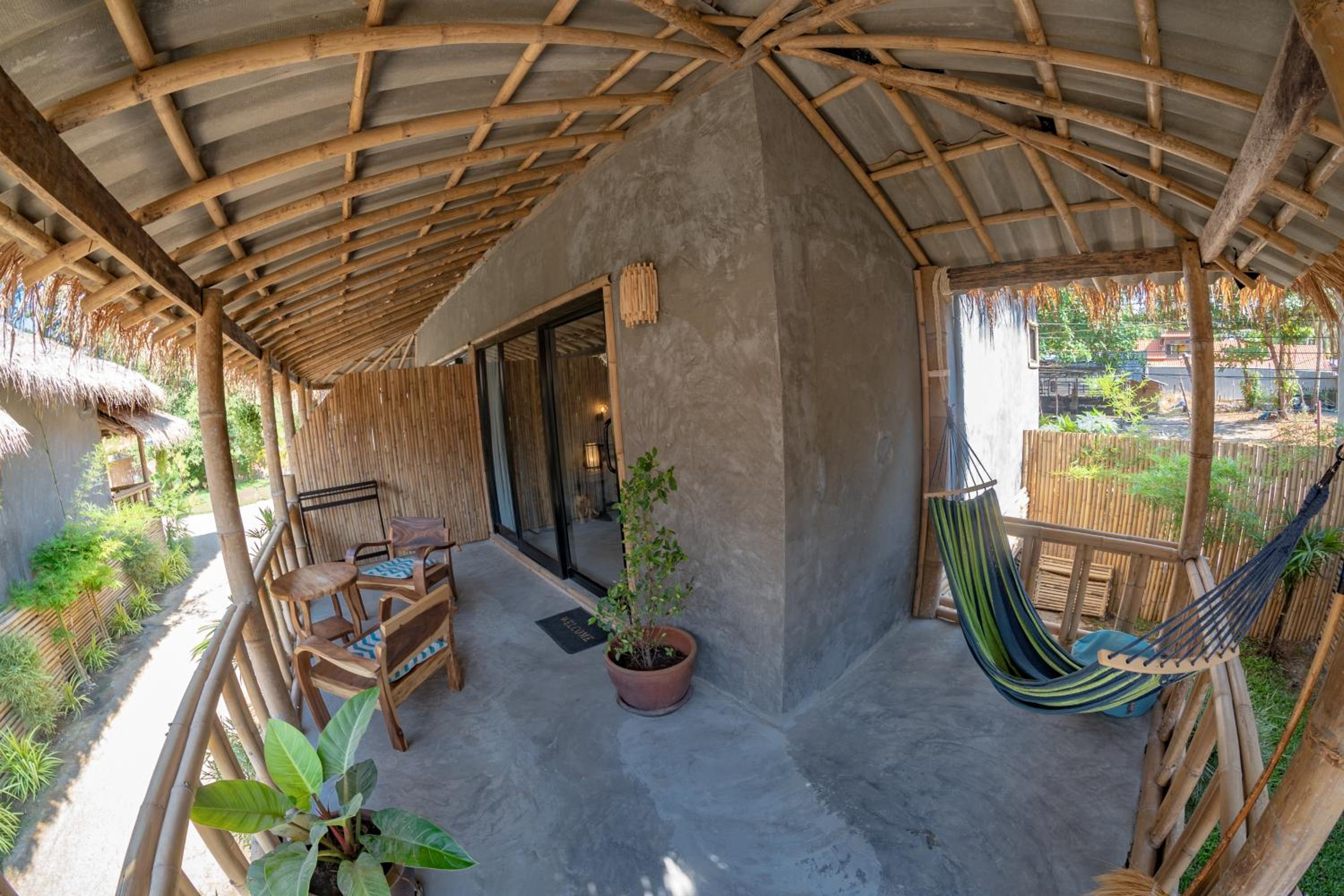 Bungalow with Garden View - Photo 10