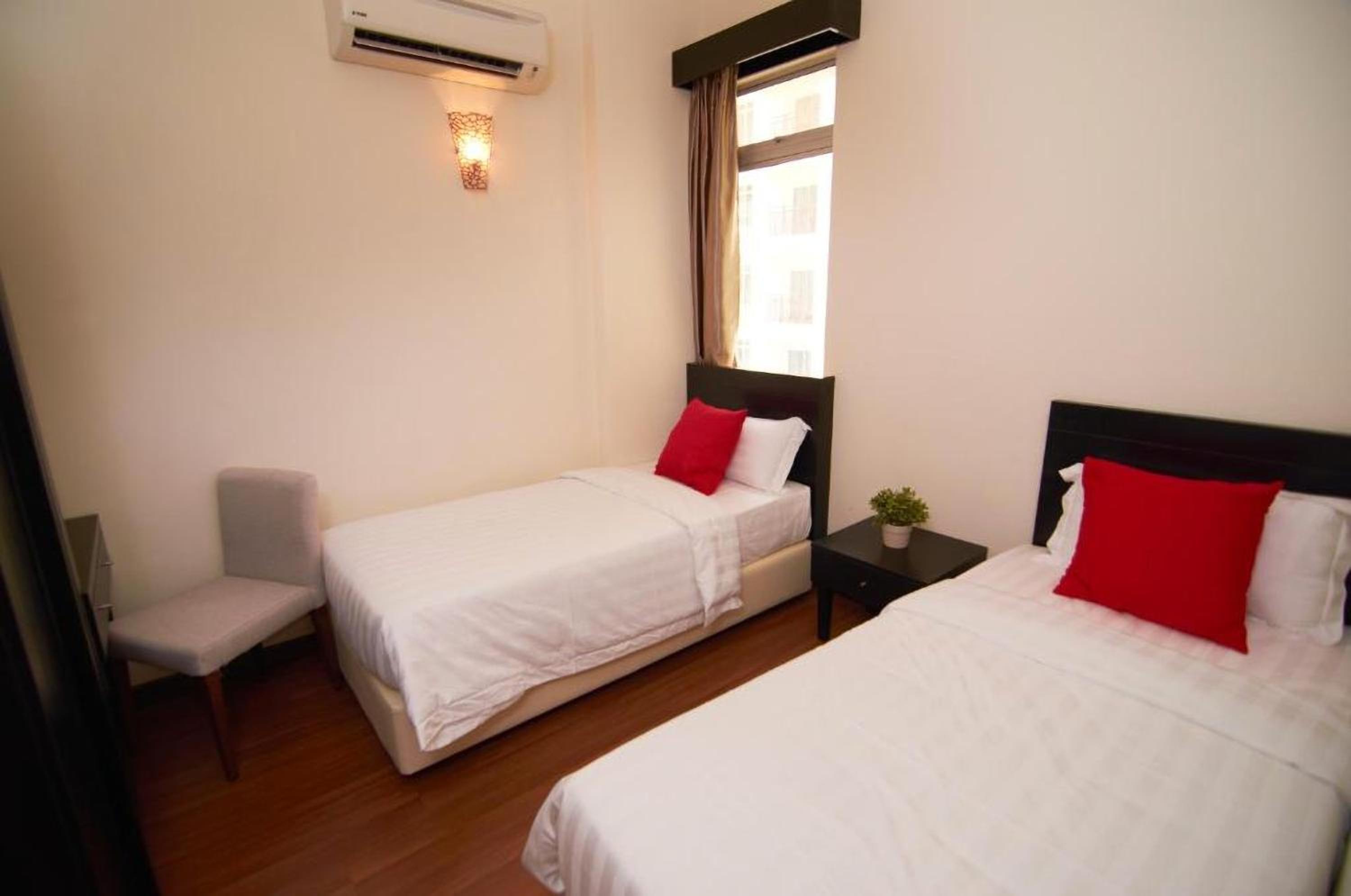 Two-Bedroom Apartment With View (Free 4 Waterpark Tickets)