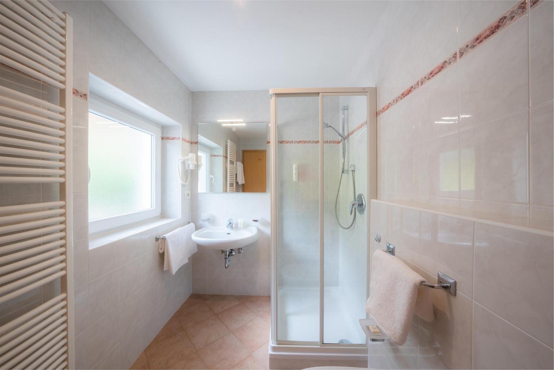 Superior Triple Room - Photo 9