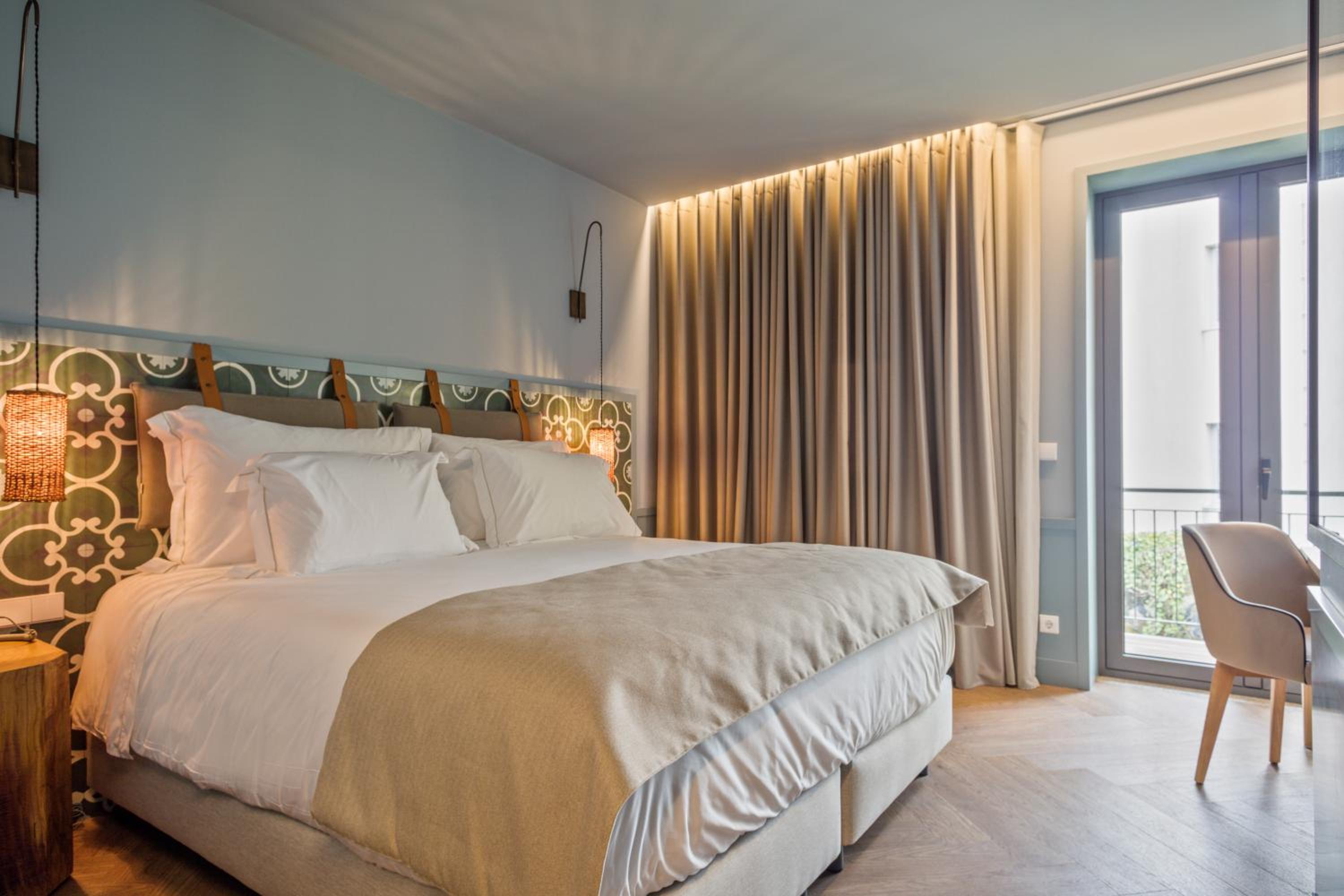 Deluxe Room - Photo 2
