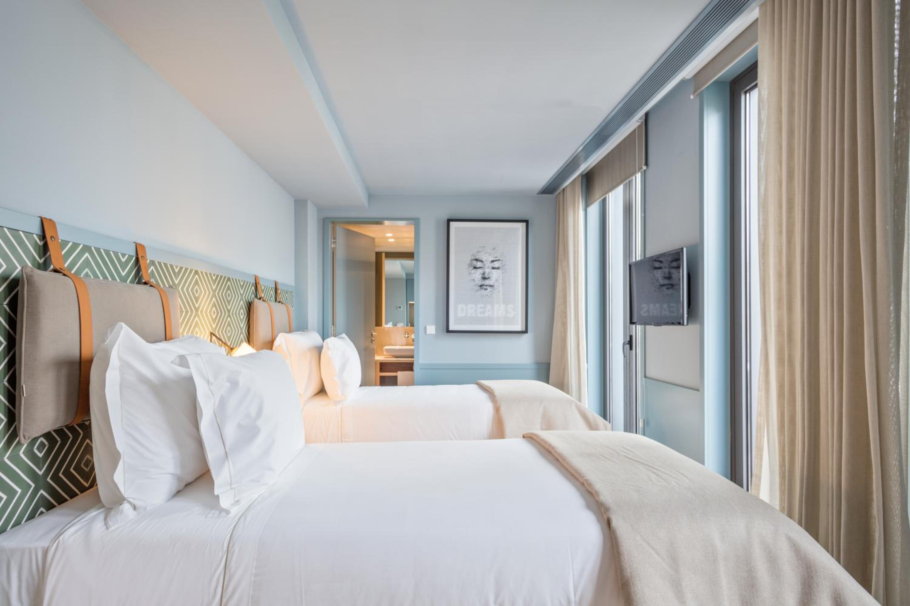 Deluxe Double Room with Terrace - Photo 5