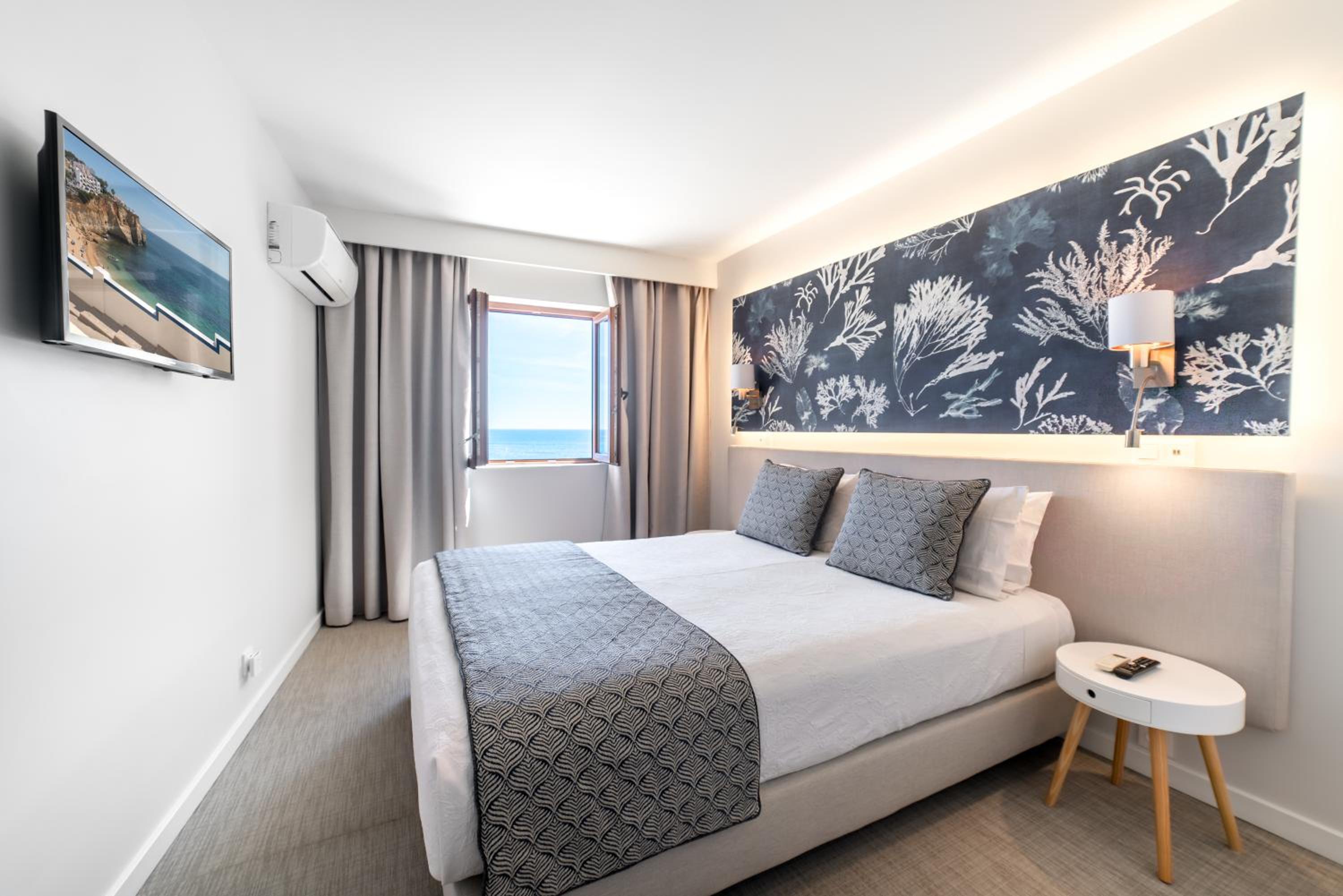 Family Room with Terrace and Sea View photo 1