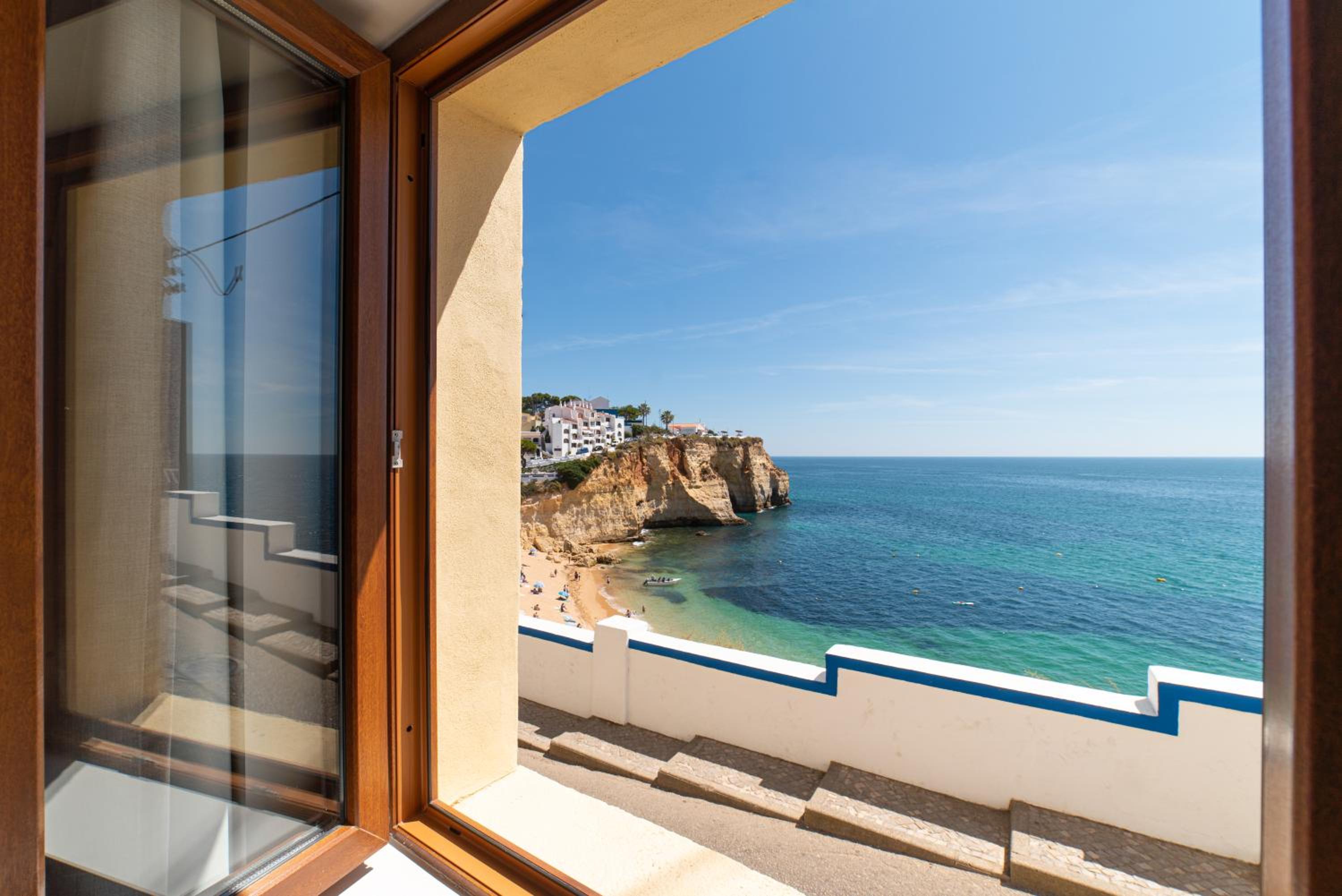 Family Room with Terrace and Sea View photo 3