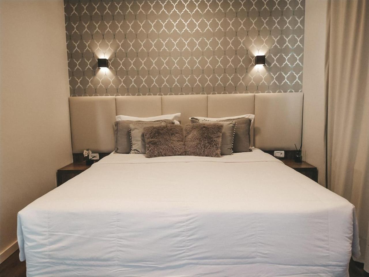 Suite - Photo 4