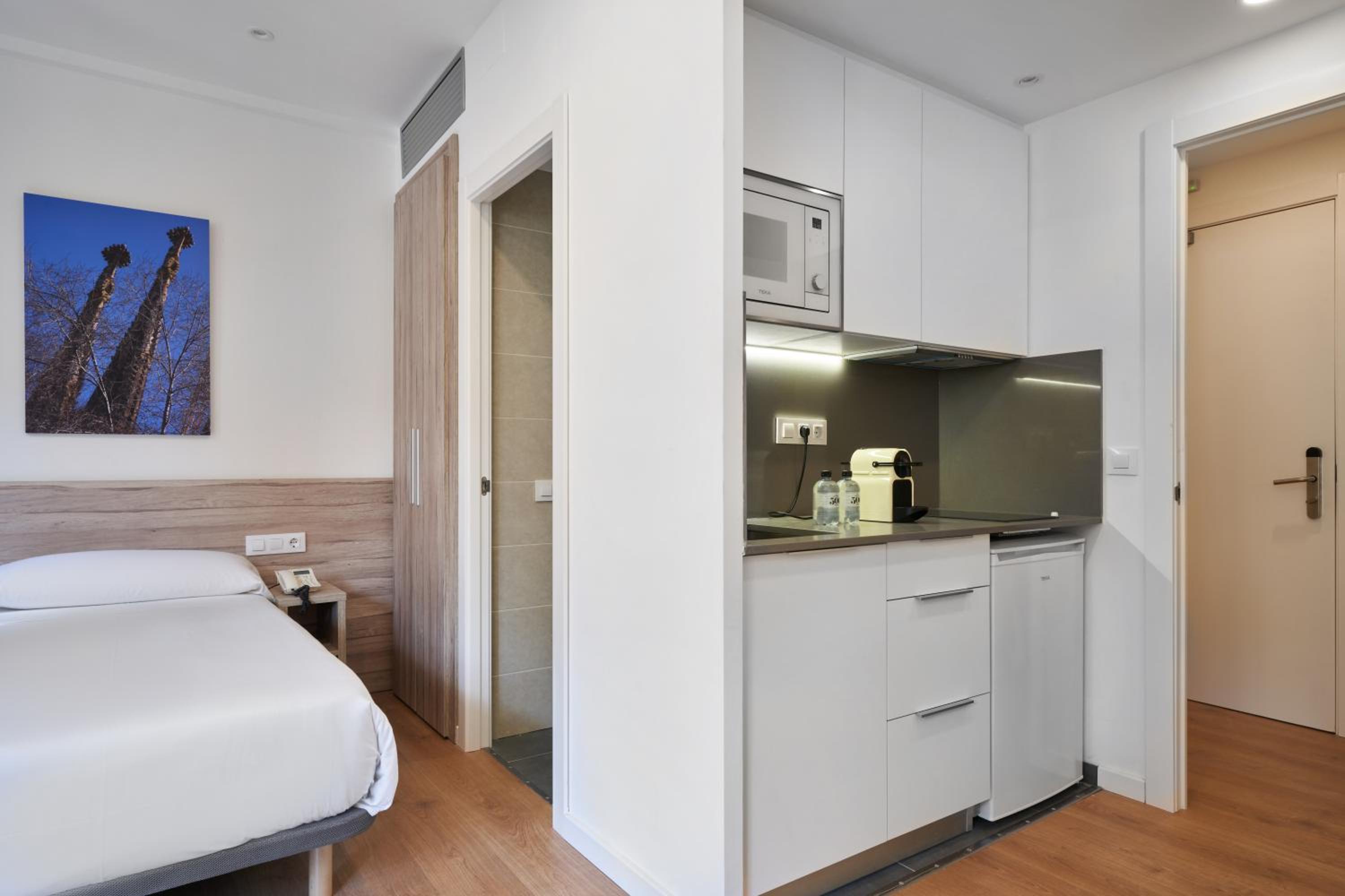 Double or Twin Room photo 2