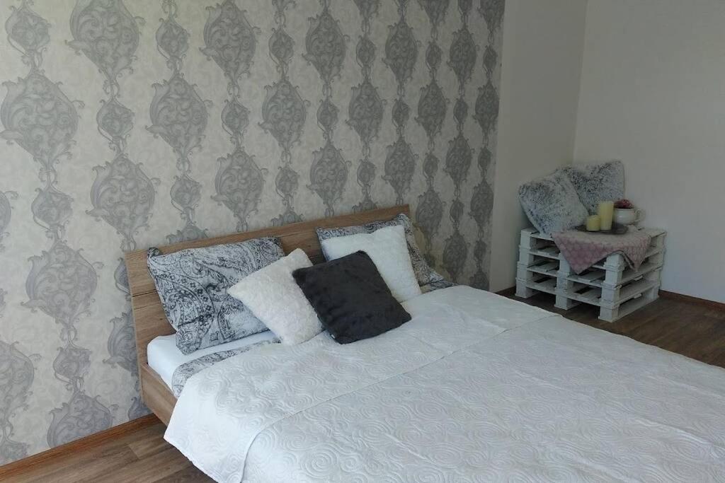 Two-Bedroom Apartment - Photo 6