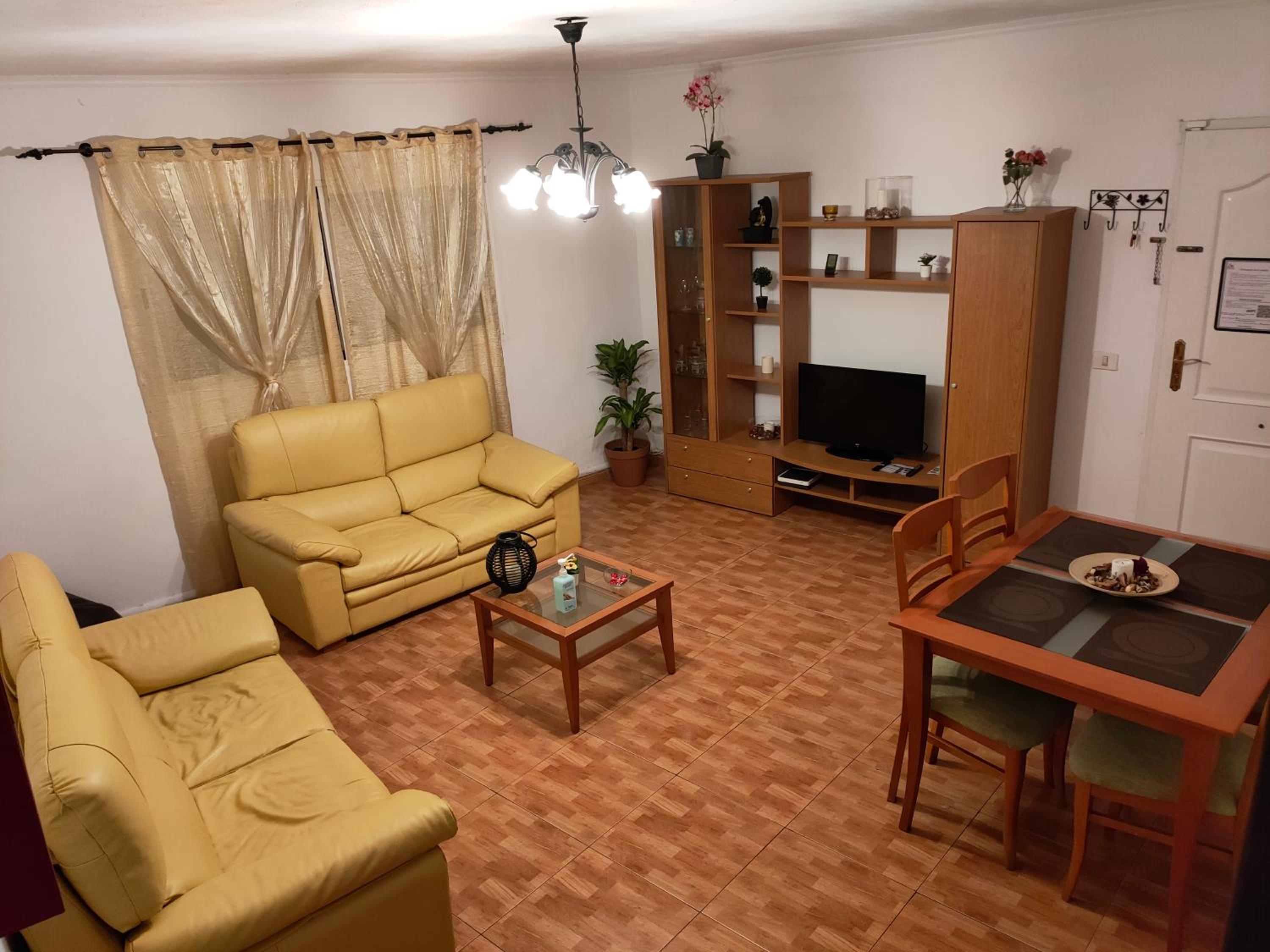 Three-Bedroom House - Photo 1