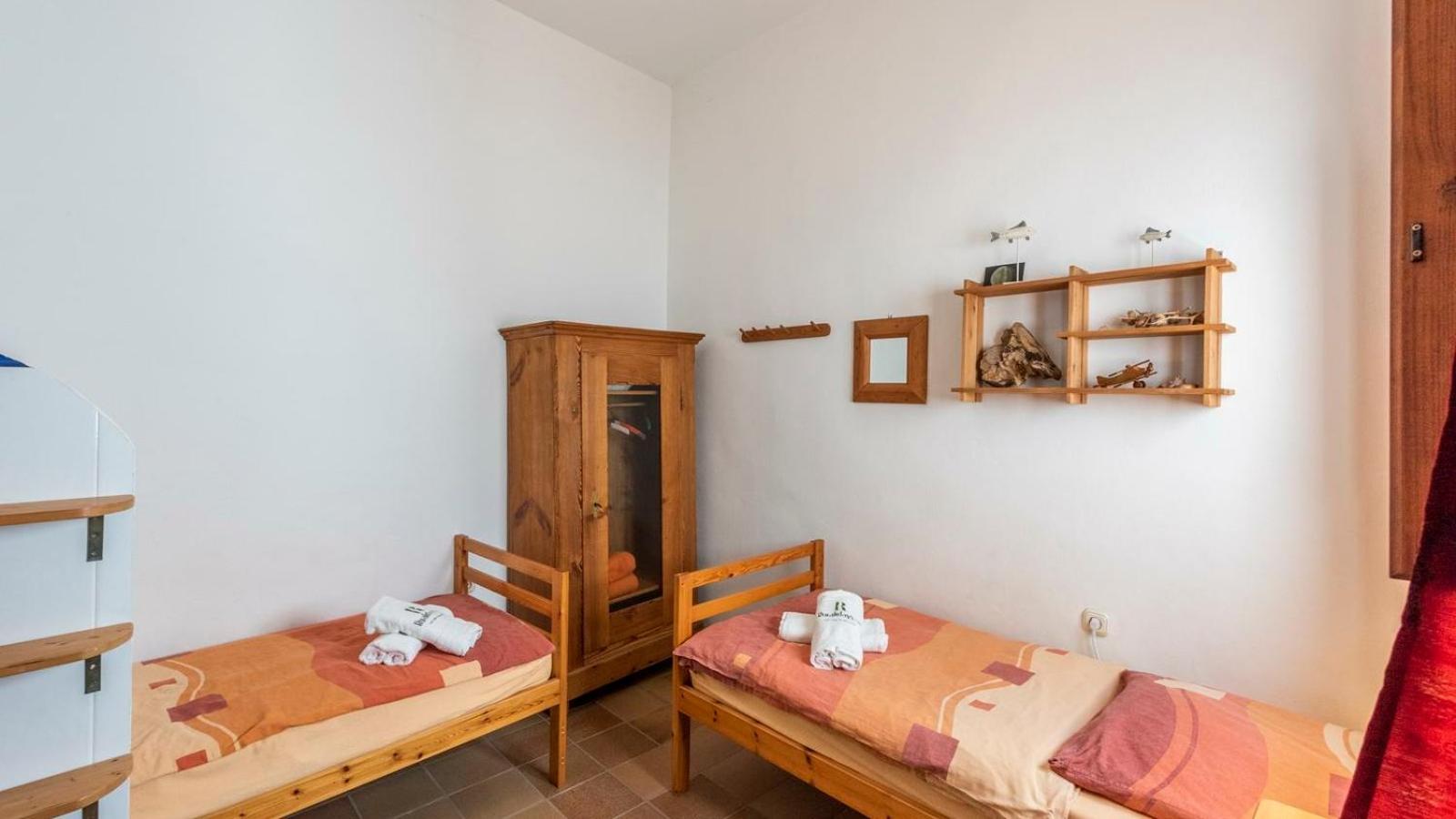 Villa de Tres Habitaciones